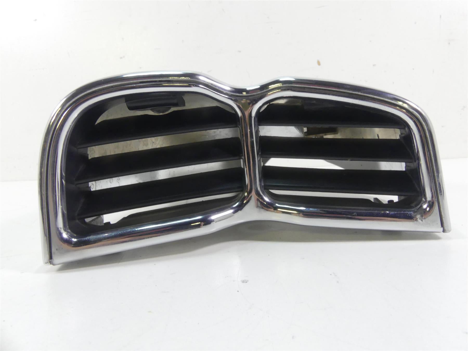 2009 Yamaha XV1700 Road Star Warrior Left Chrome Air Intake Cover 5PX-21731-00 {{ shop.shopifyCountryName }} - Mototech271