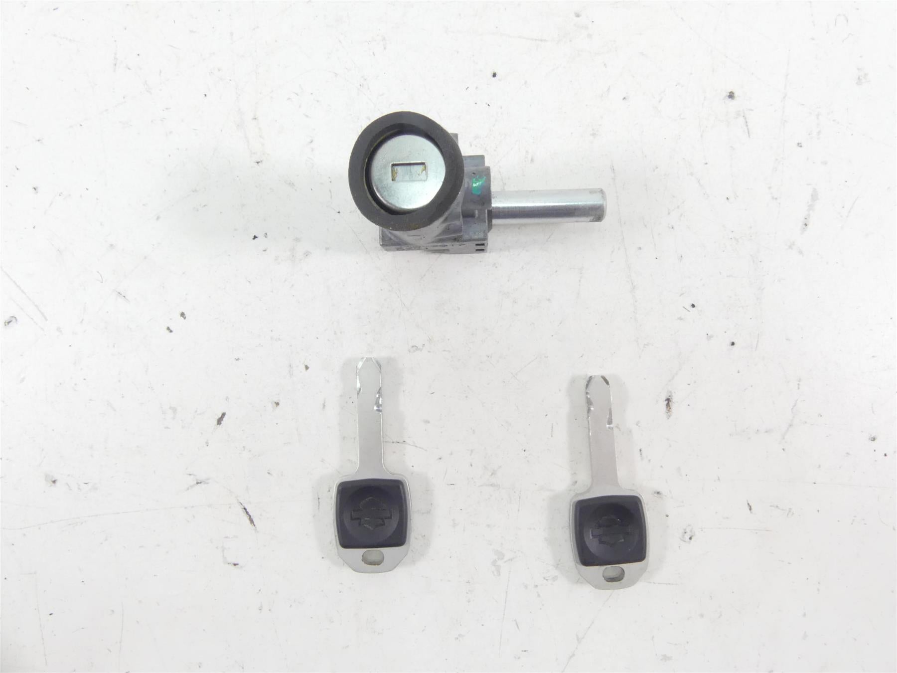 2018 Harley Softail FXBB Street Bob Steering Lock Key Set 45600049 {{ shop.shopifyCountryName }} - Mototech271