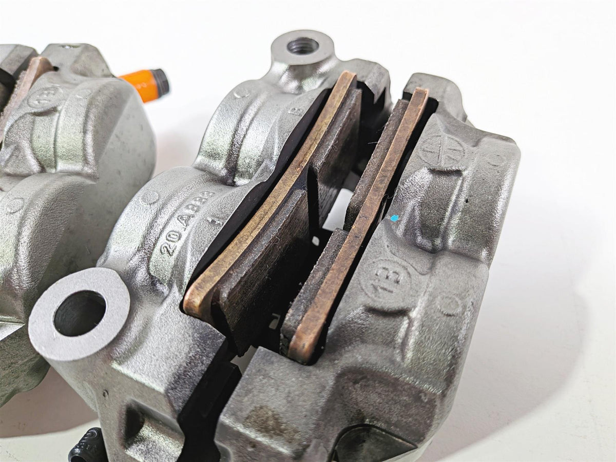 2014 Aprilia RSV4 RR Factory Front Brembo Brake Caliper 100mm B044355 B044356 {{ shop.shopifyCountryName }} - Mototech271