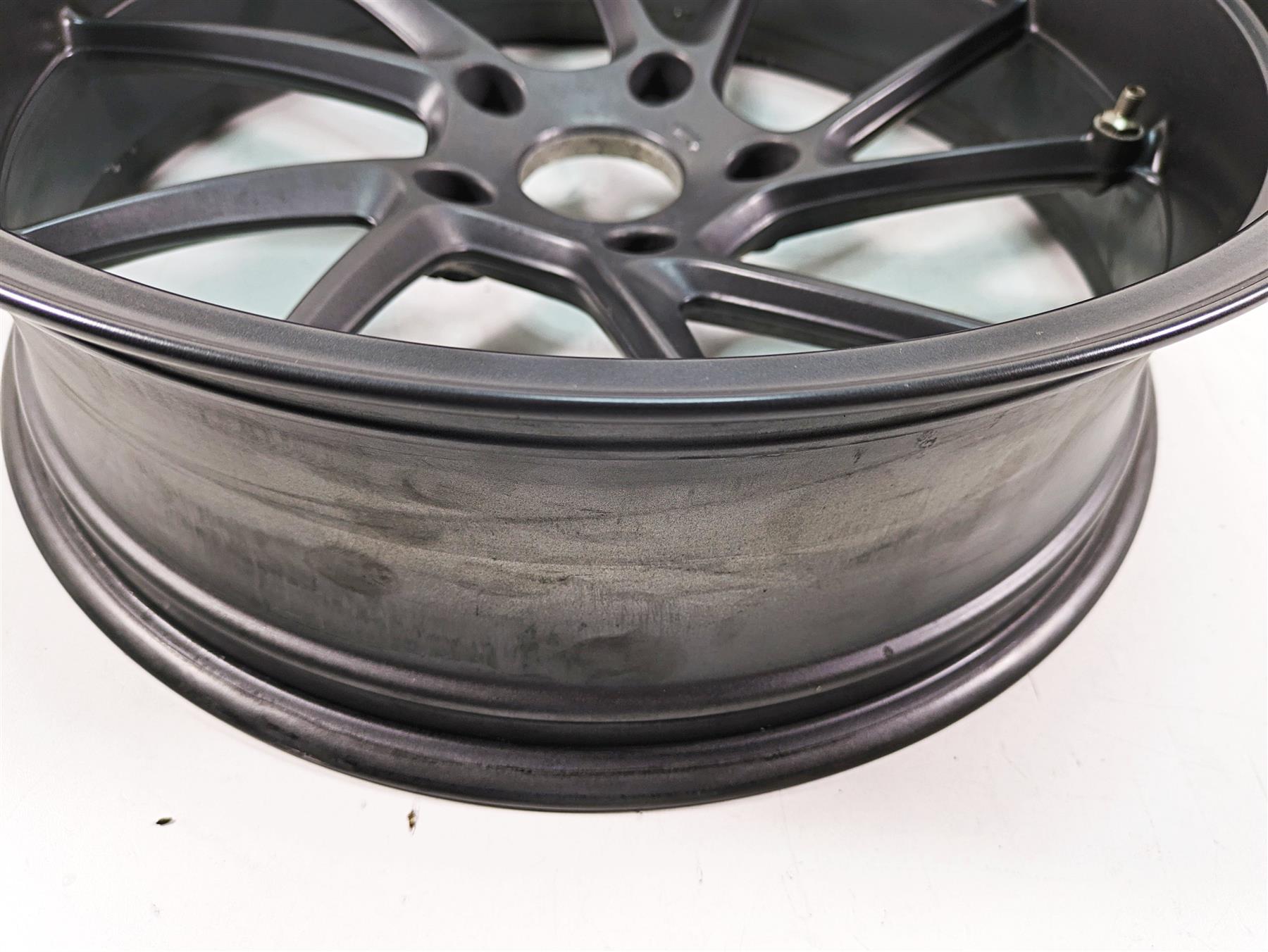 2016 BMW R1200R K53 Straight 17x5.5 Rear Wheel Rim -Read 36318556340 {{ shop.shopifyCountryName }} - Mototech271