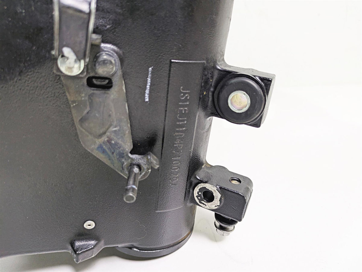 2023 Suzuki GSX1300 RR Hayabusa Straight Main Frame Chassis With Salvage Texas Title 41100-15H20-YAP {{ shop.shopifyCountryName }} - Mototech271