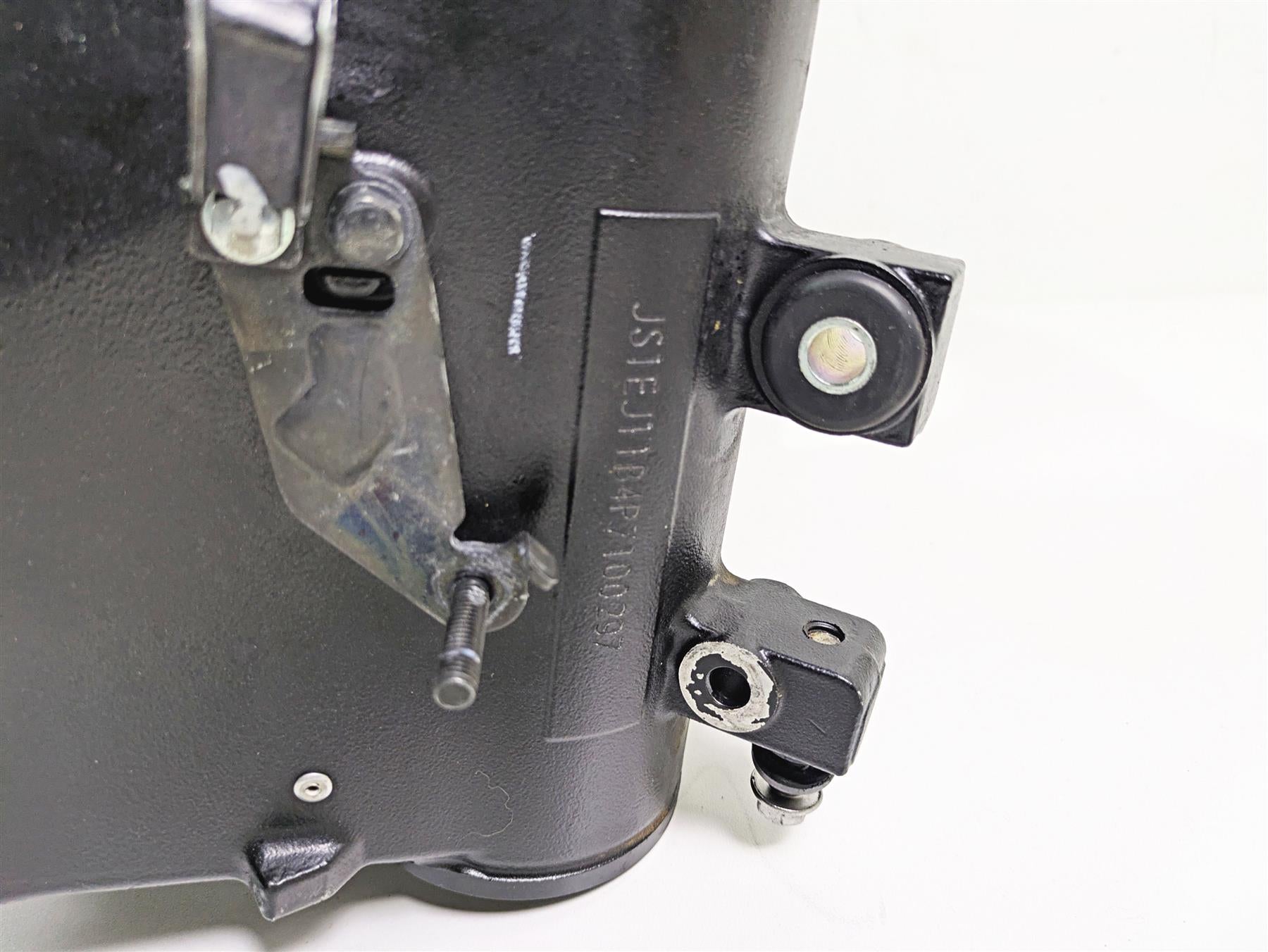 2023 Suzuki GSX1300 RR Hayabusa Straight Main Frame Chassis With Salvage Texas Title 41100-15H20-YAP {{ shop.shopifyCountryName }} - Mototech271