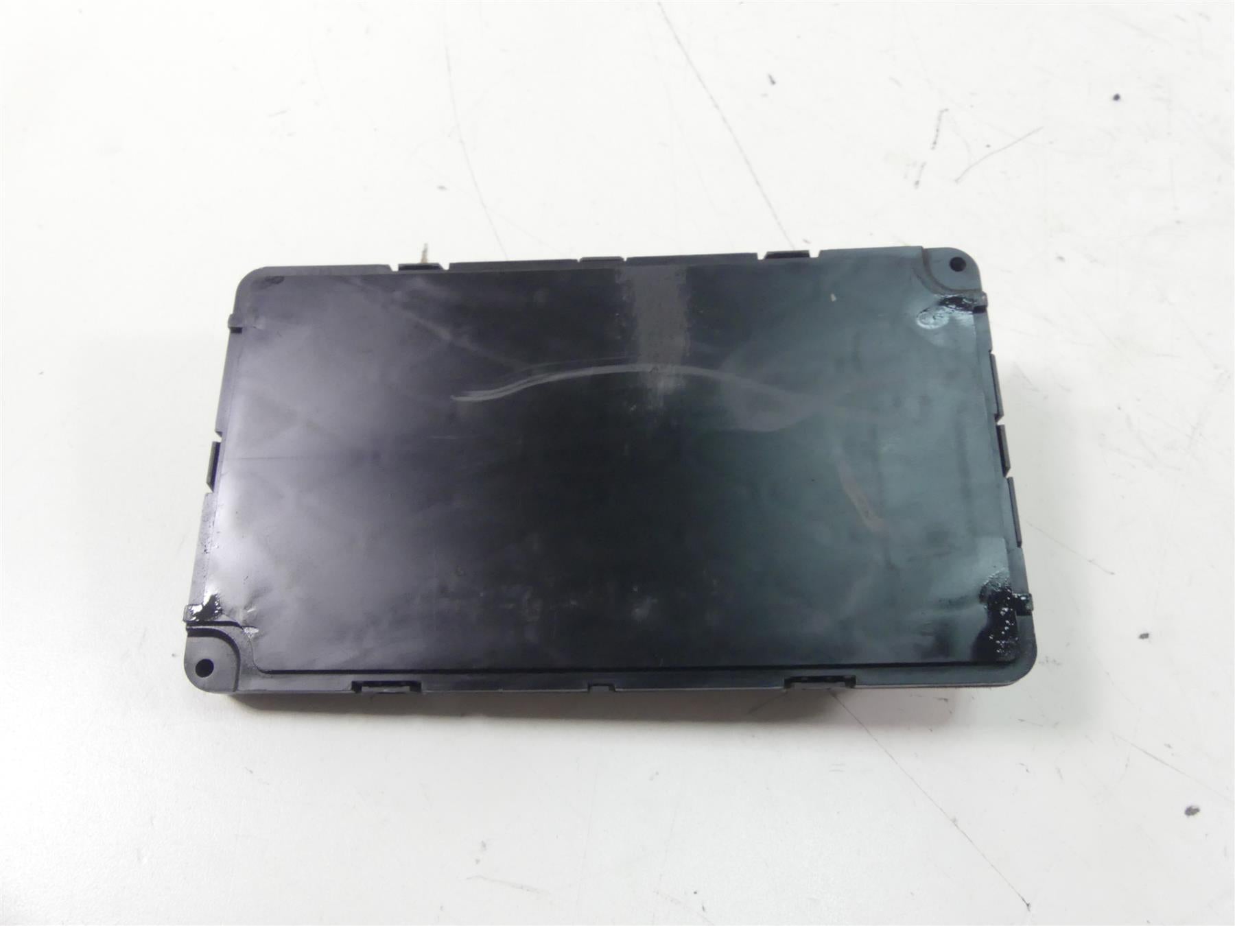2017 Harley FLS Softail Slim Bcm Body Control Module Base Y-Axis 41000348A {{ shop.shopifyCountryName }} - Mototech271