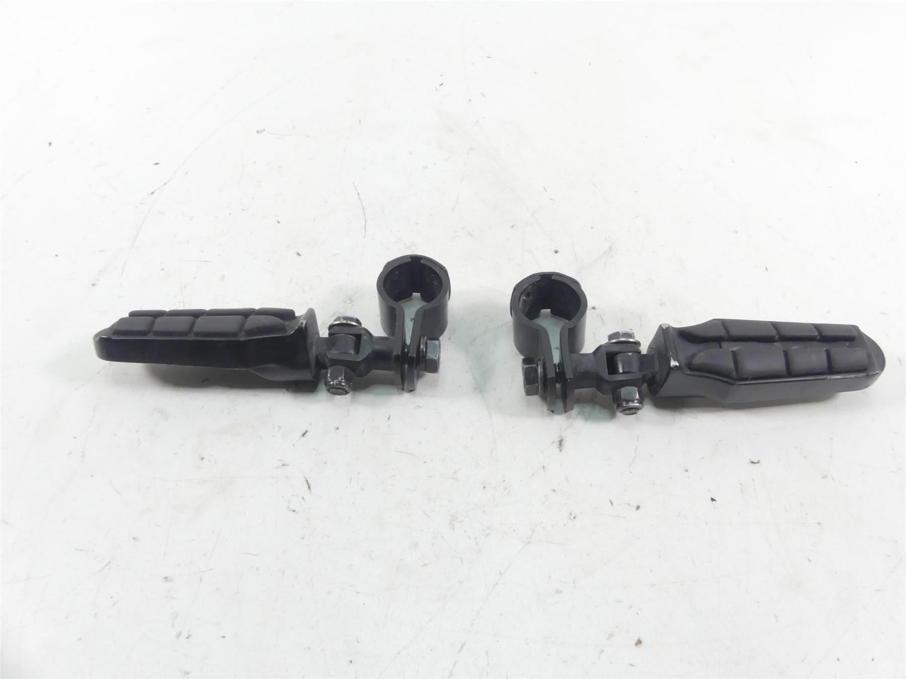 2005 Harley Touring CVO FLHTCSE Electra Glide Aftermarket Highway Foot Rest Peg {{ shop.shopifyCountryName }} - Mototech271
