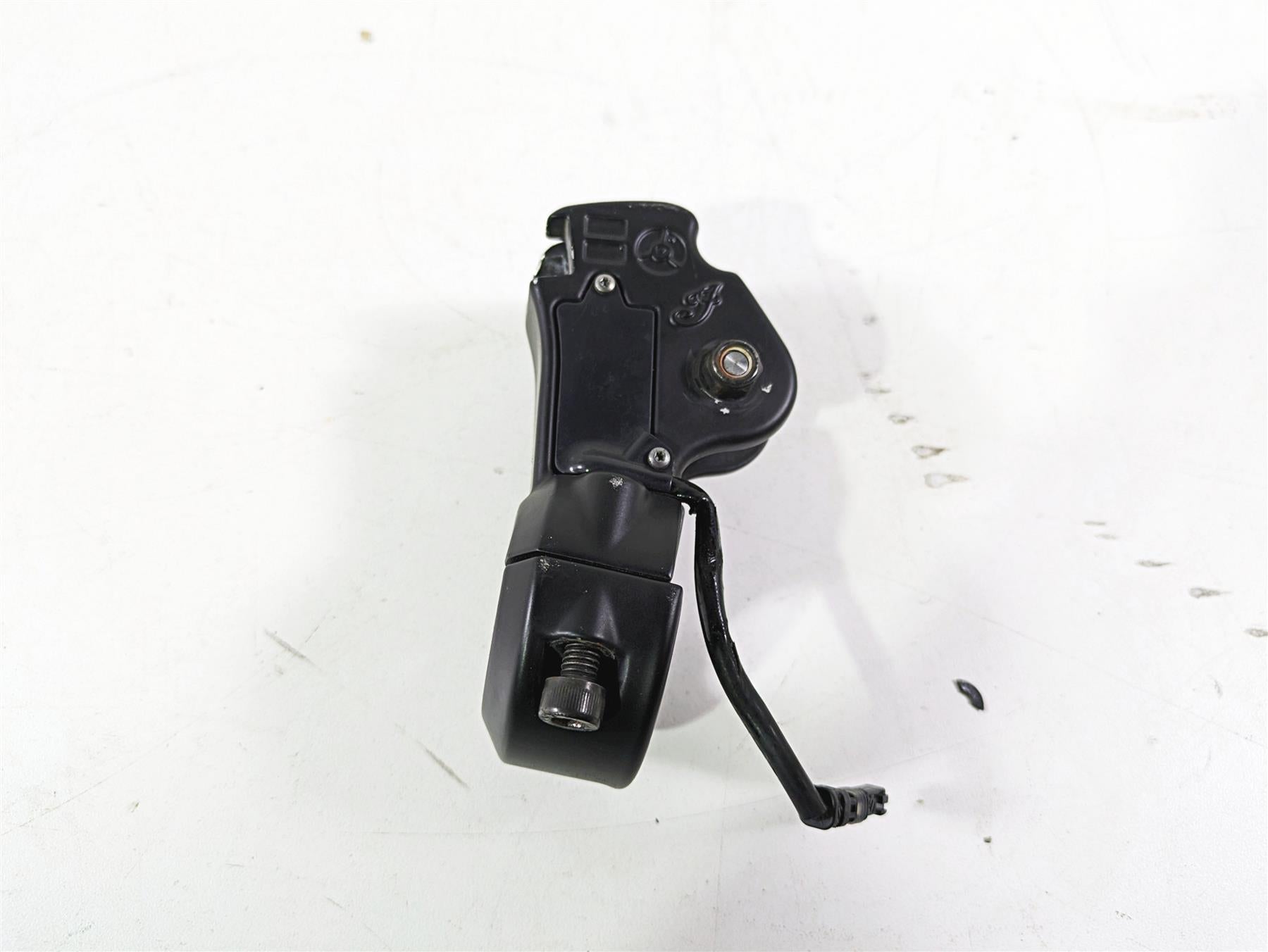 2018 Indian Chieftain Dark Horse Clutch Perch & Safety Switch 1323459 1327351 {{ shop.shopifyCountryName }} - Mototech271