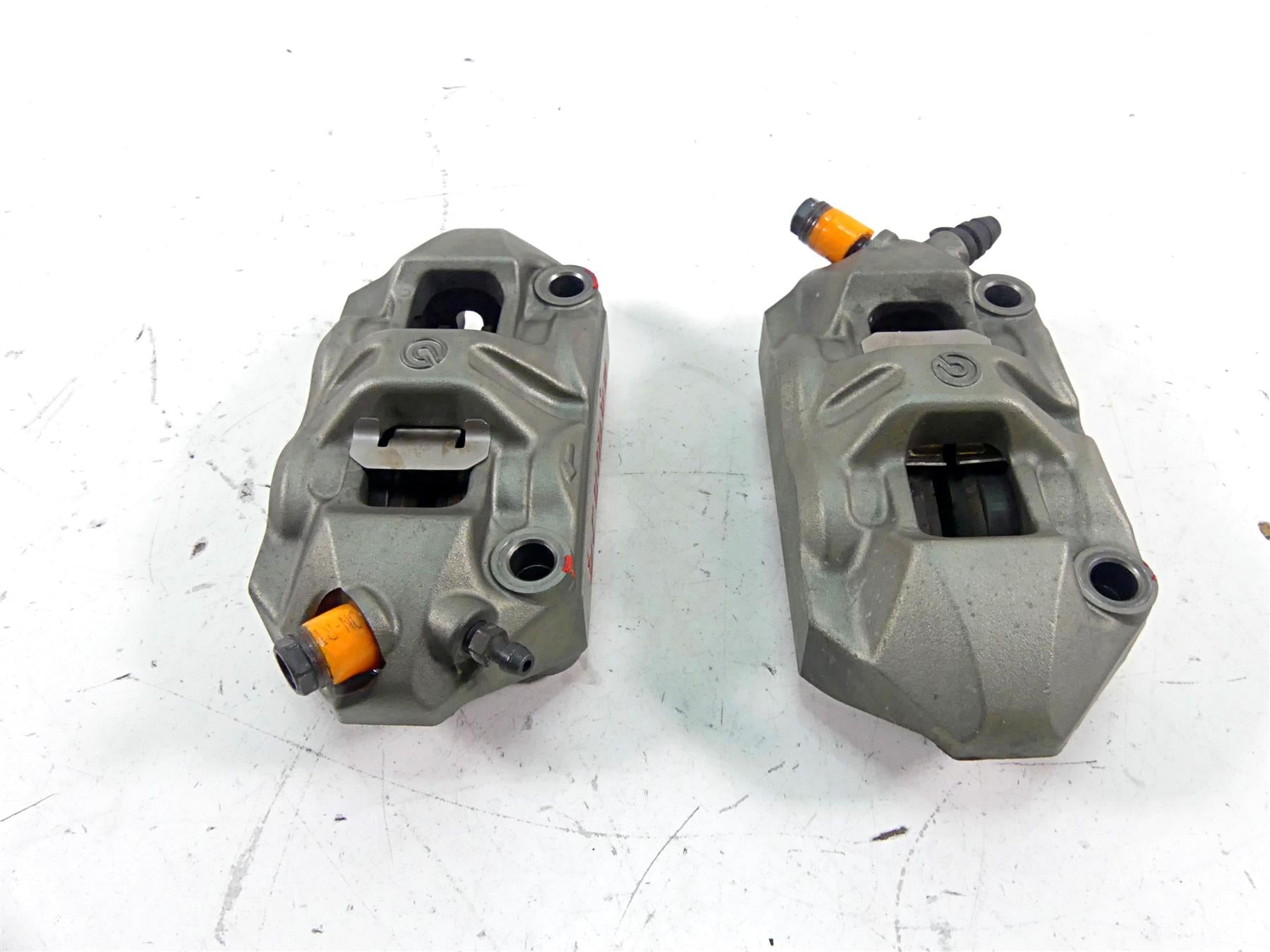 2013 Ducati Diavel Red Front 100mm Brembo Monoblock Brake Caliper Set 61040901C {{ shop.shopifyCountryName }} - Mototech271