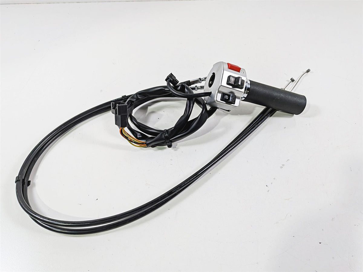 2006 Suzuki C90 VL1500T Boulevard Right Hand Throttle Control Switch 37200-41FA1 {{ shop.shopifyCountryName }} - Mototech271