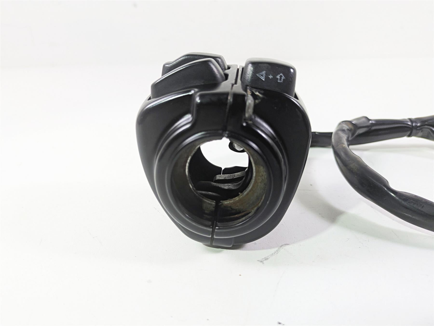 2010 Harley Dyna FXDB Street Bob Left Hand Control Switch - Read 71682-06A {{ shop.shopifyCountryName }} - Mototech271