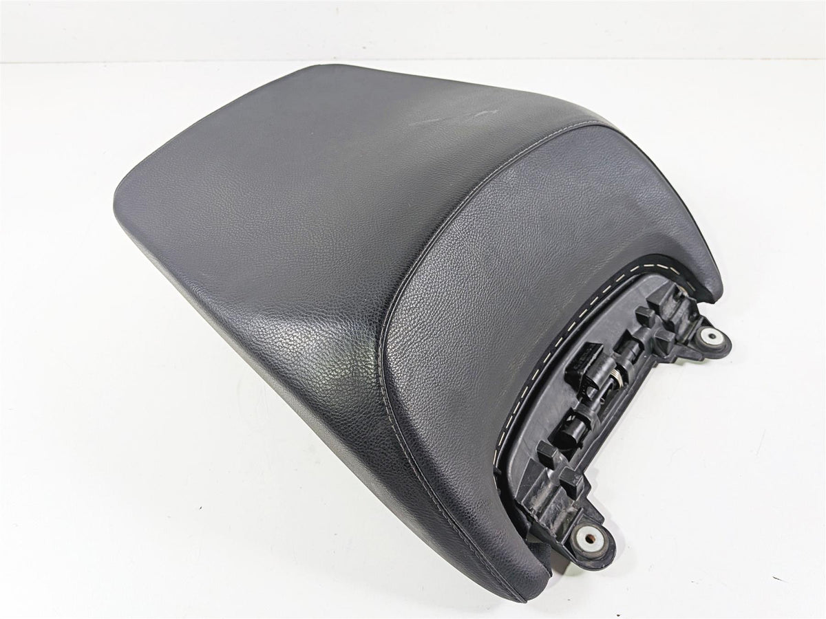 2016 BMW R1200RT RT RTW K52 Passenger Rear Seat Saddle Black Heated 52538544790 {{ shop.shopifyCountryName }} - Mototech271