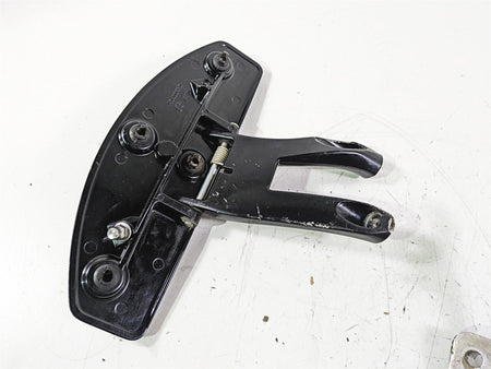 2021 Harley Softail FLSL Slim Right Floorboard & Brake Pedal 50500737 50600202 {{ shop.shopifyCountryName }} - Mototech271