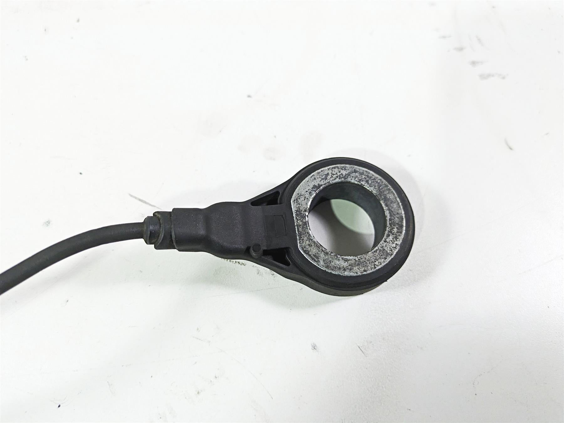 2008 Harley Touring FLHTCU E-Glide 105TH Rear Abs Wheel Speed Sensor 40615-08 {{ shop.shopifyCountryName }} - Mototech271