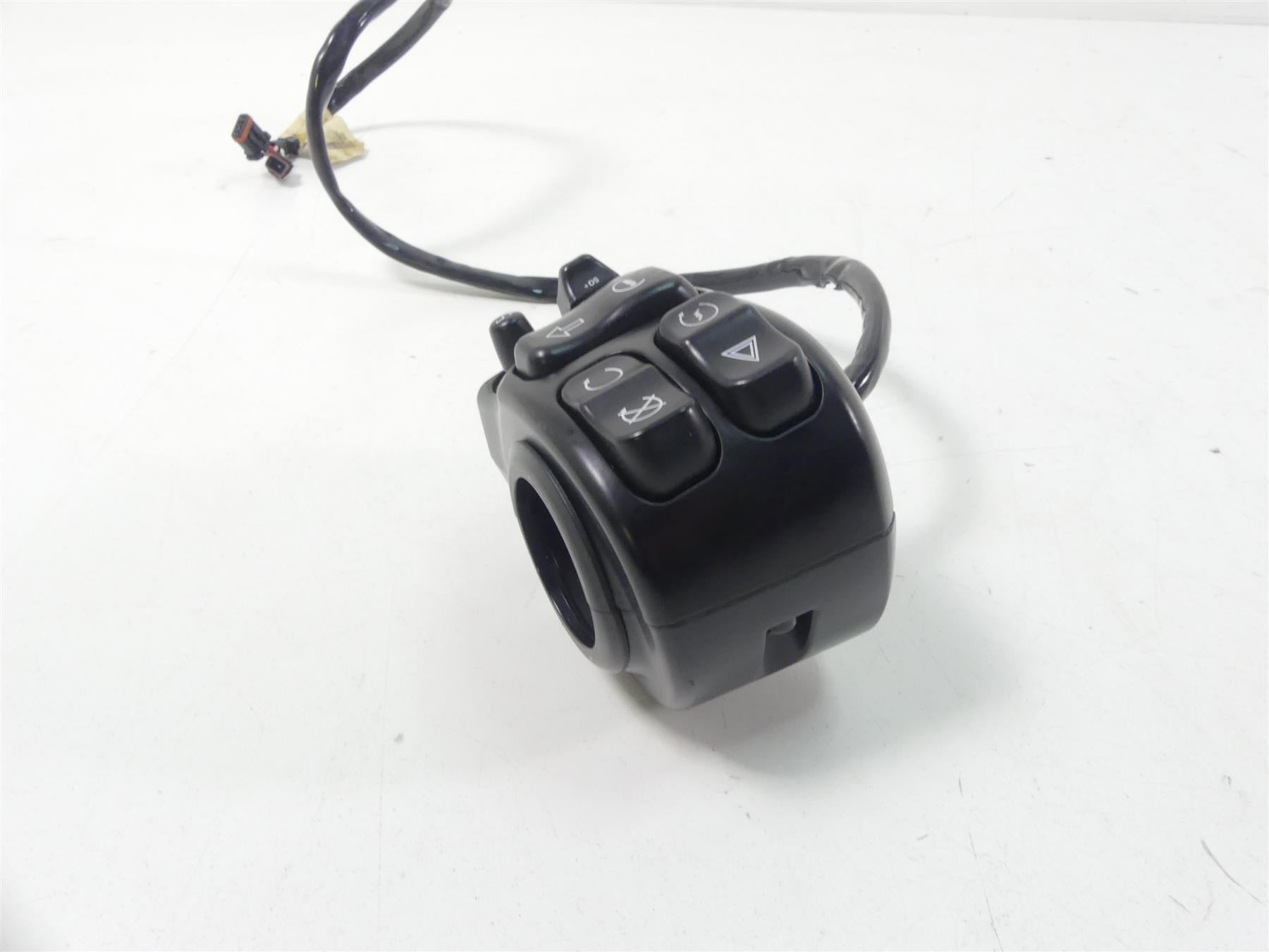 2014 Harley Touring FLHTK Electra Glide Right Hand Control Switch 71500129 {{ shop.shopifyCountryName }} - Mototech271