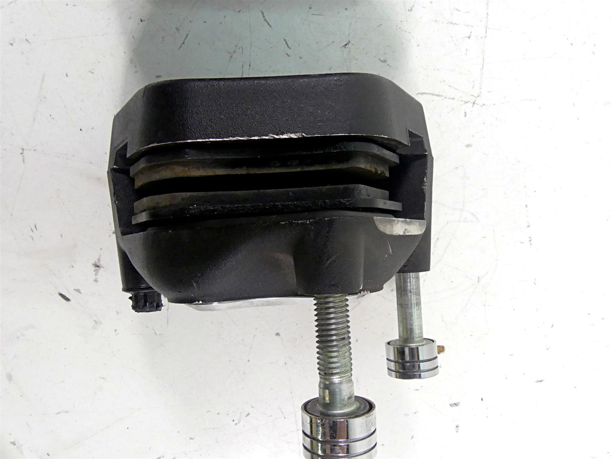 2002 Harley Touring FLHTC Electra Glide Front Brake Calipers 44023-00 44046-00 {{ shop.shopifyCountryName }} - Mototech271