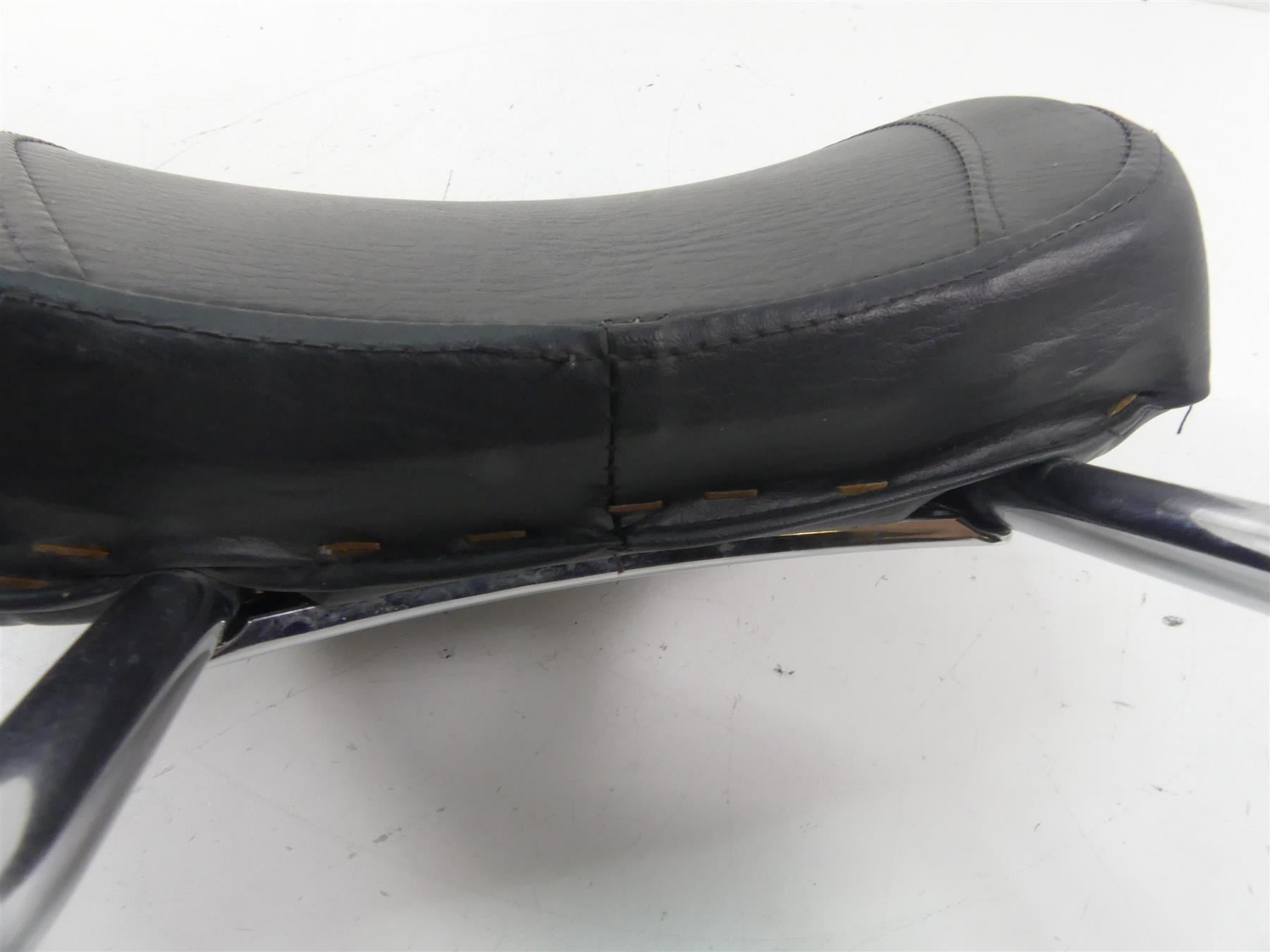 2012 Harley Touring FLHTK Electra Glide Rear Passenger Backrest Sissy Bar {{ shop.shopifyCountryName }} - Mototech271