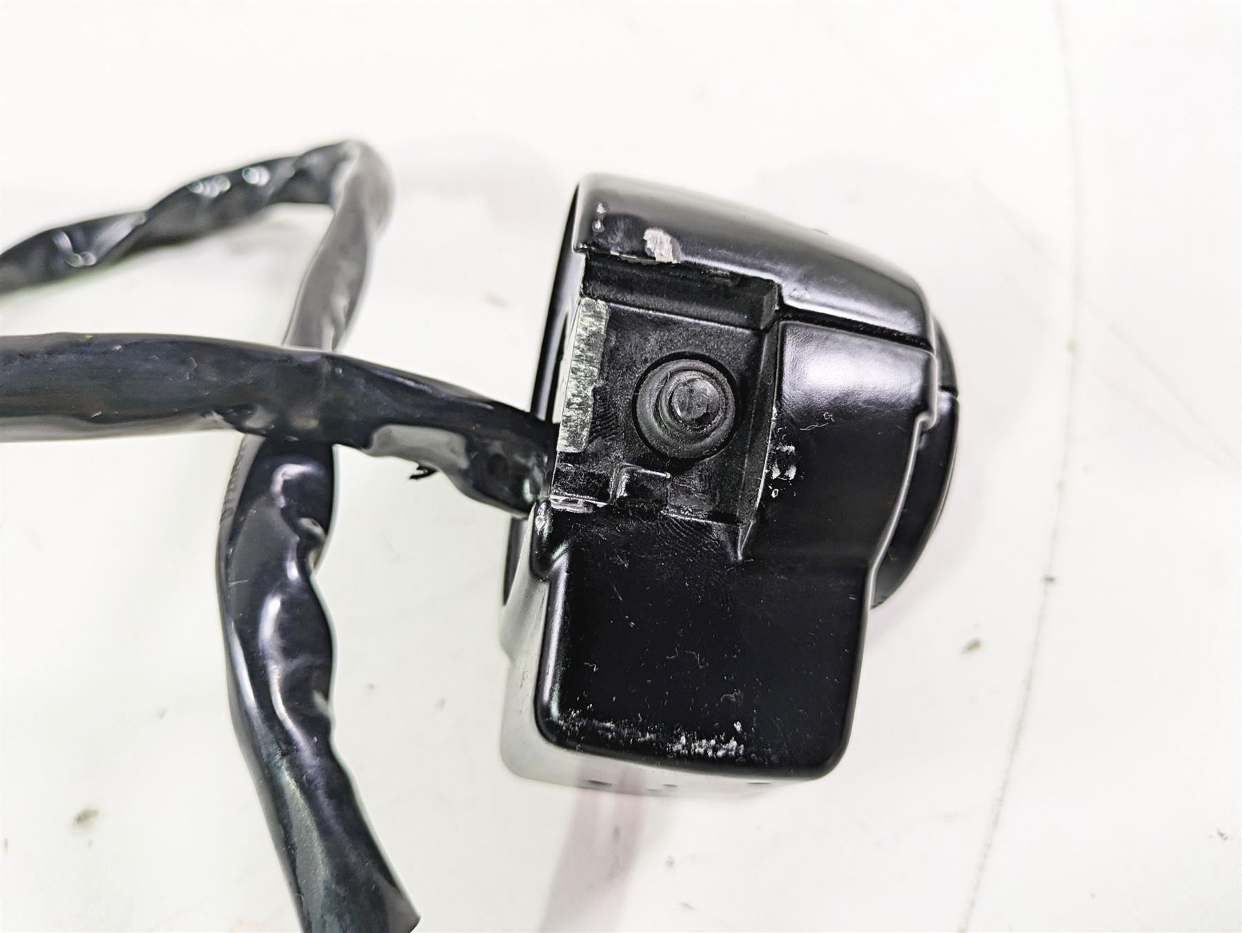2008 Harley Touring FLHTP Electra Glide Left Hand Lights Control Switch 70361-96 {{ shop.shopifyCountryName }} - Mototech271