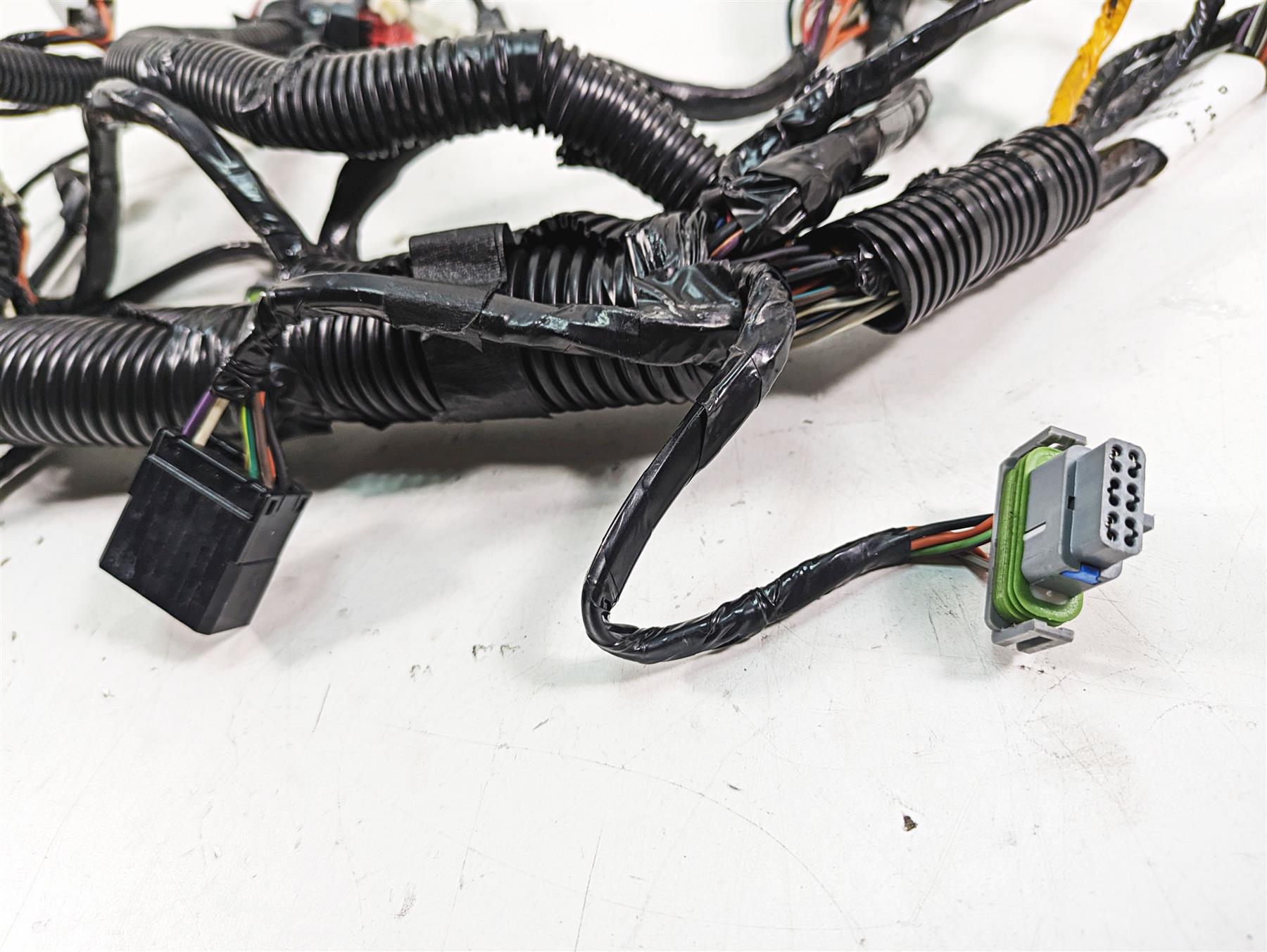 2013 Harley Touring FLHX Street Glide Front Fairing Wiring Harness 70232-10 {{ shop.shopifyCountryName }} - Mototech271