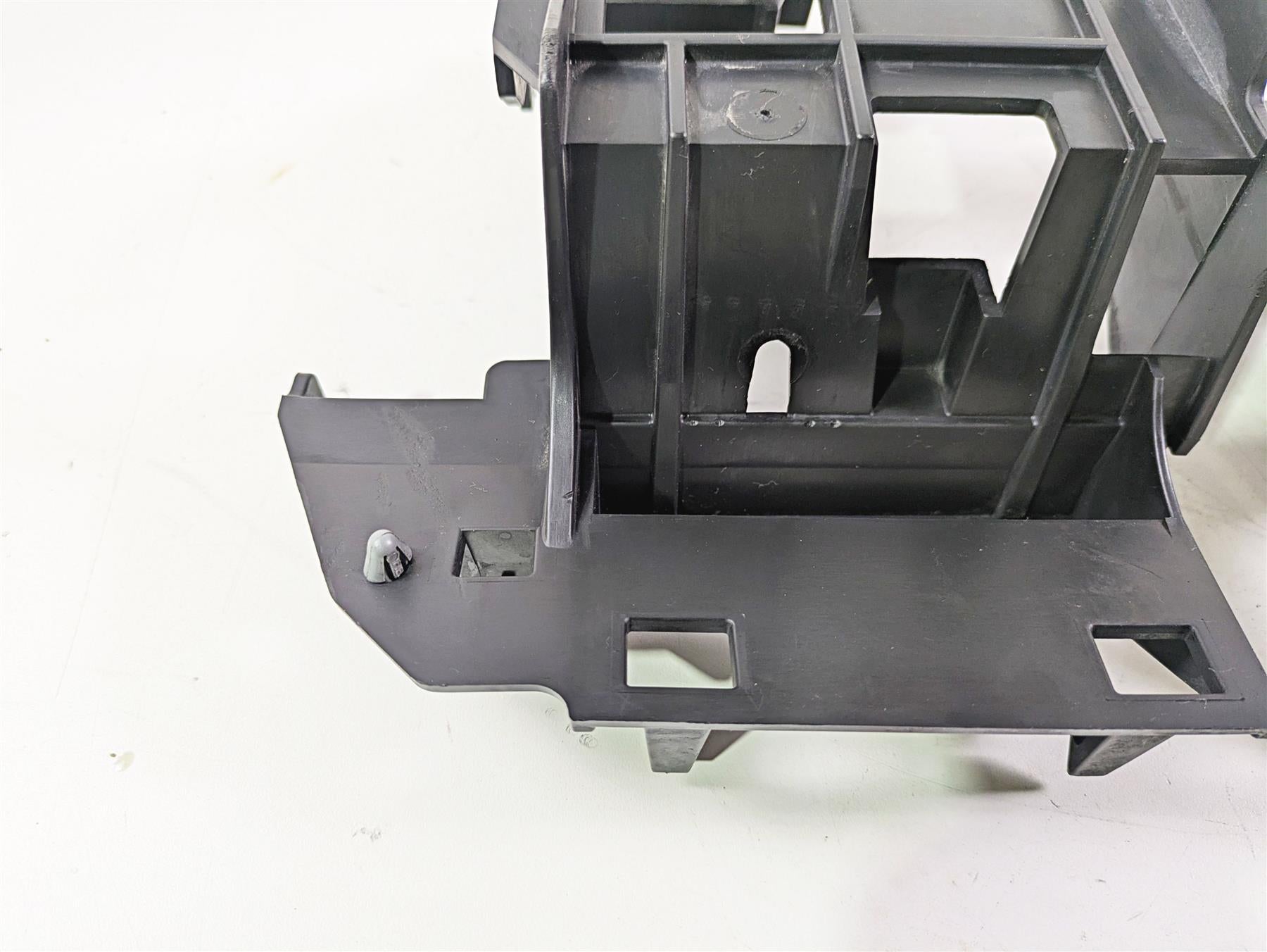 2014 Harley FLS Softail Slim Electric Holder Plastic Stay Carrier Set 70354-11 {{ shop.shopifyCountryName }} - Mototech271