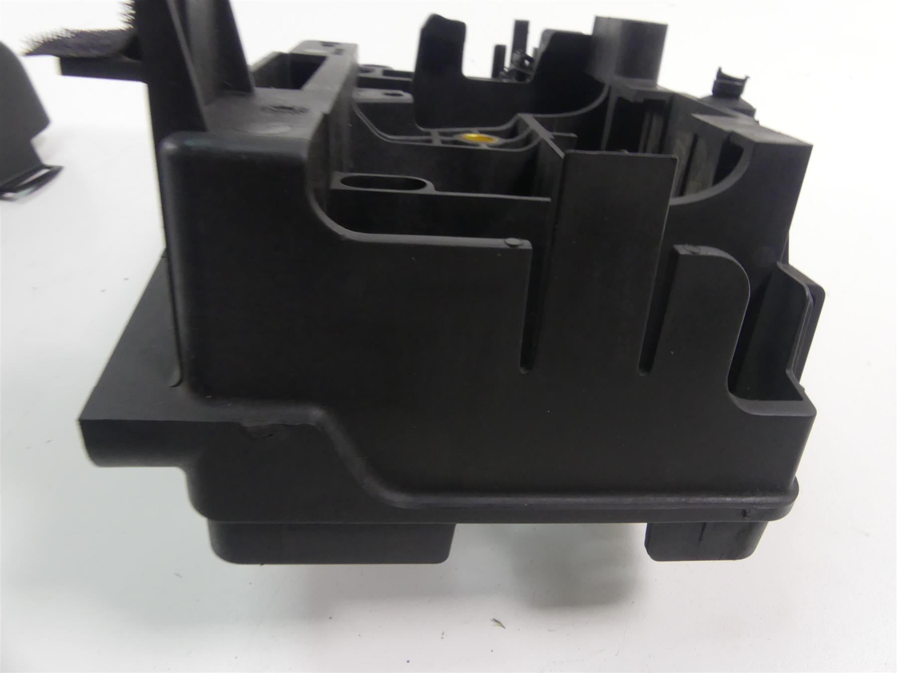 2014 Harley FXDF Dyna Fat Bob Electric Tray & Cover Holder Stay Set 70367-12 {{ shop.shopifyCountryName }} - Mototech271