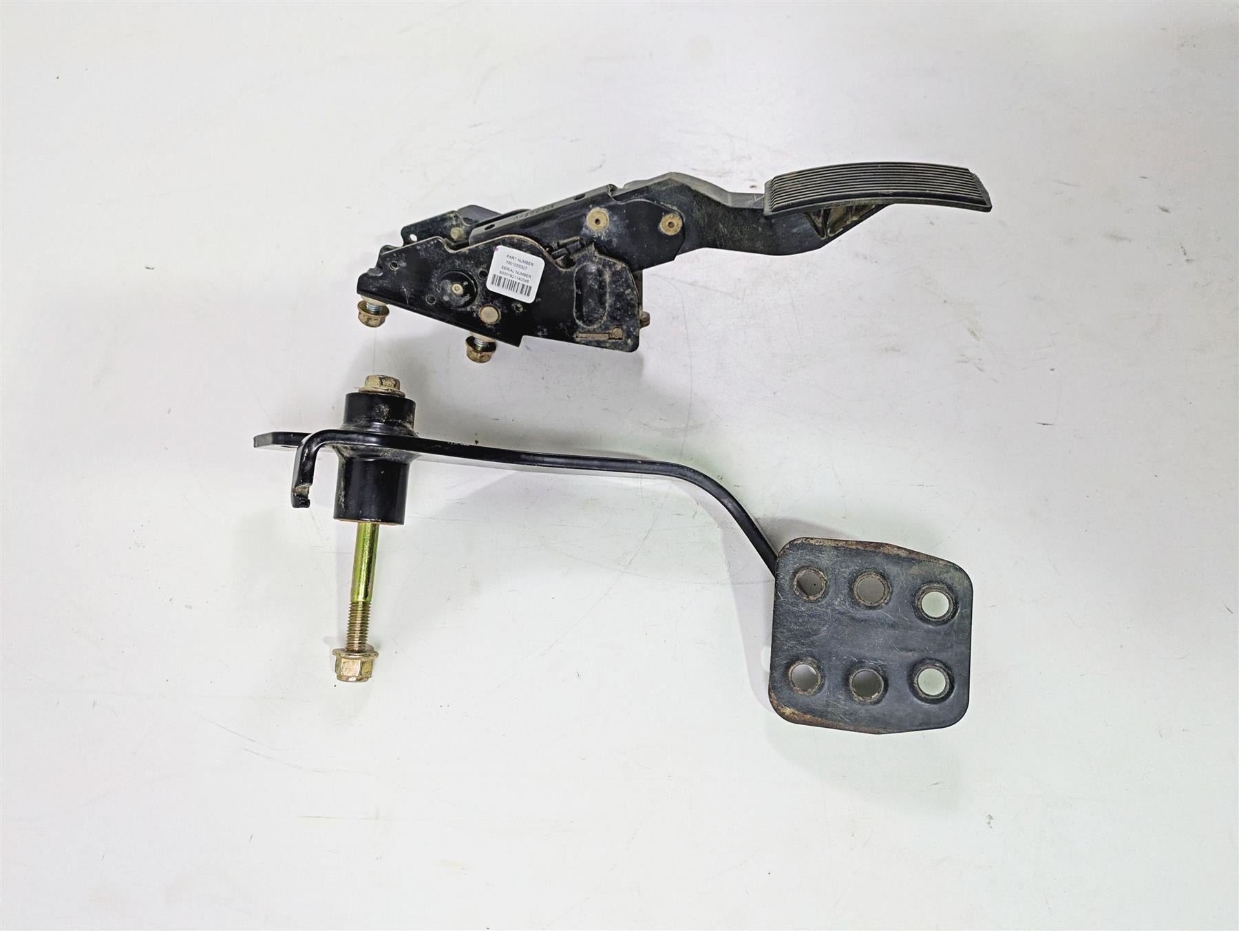 2020 Can Am Maverick X3 Turbo R STD Foot Brake Accelerate Pedal Set 707001803 {{ shop.shopifyCountryName }} - Mototech271