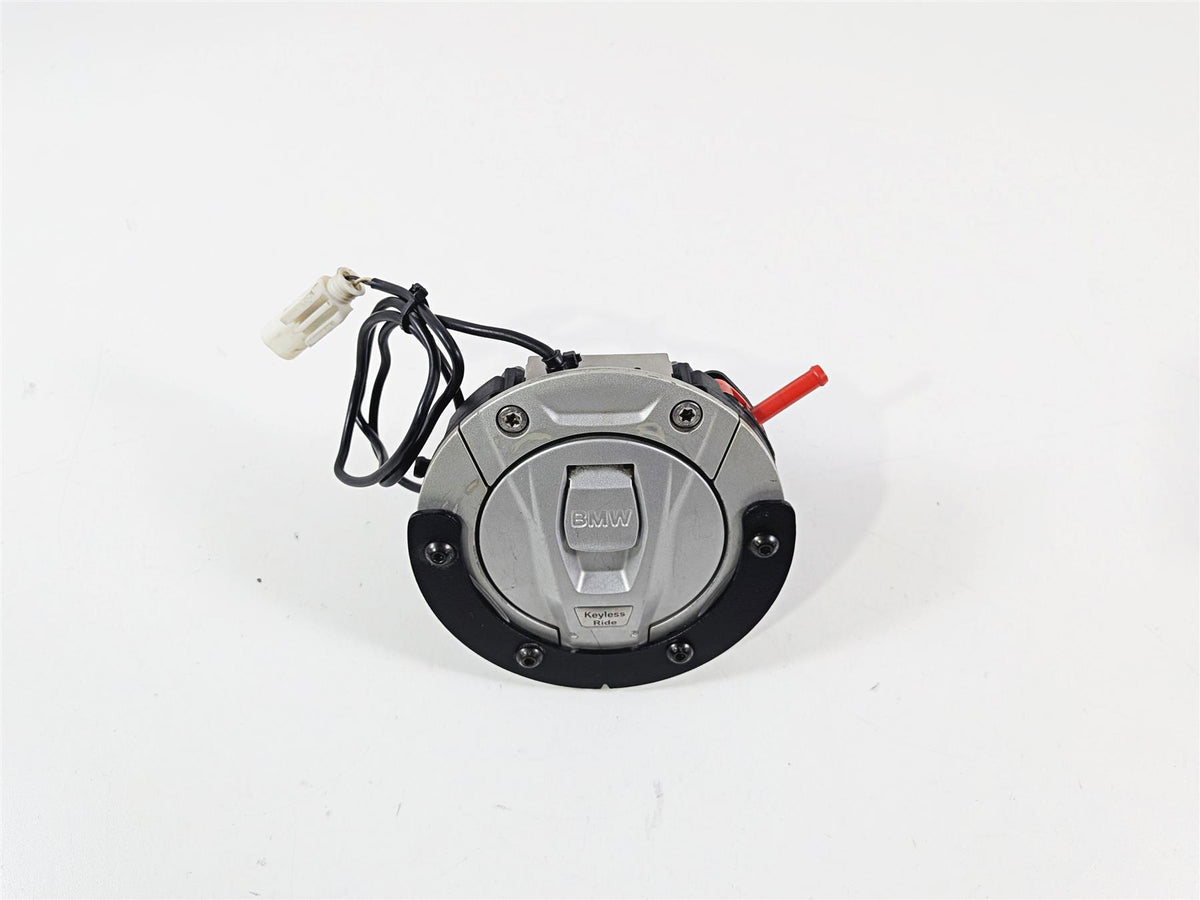 2016 BMW R1200RT RT RTW K52 Keyless Ride Fuel Gas Cap Lid 16118552106 {{ shop.shopifyCountryName }} - Mototech271