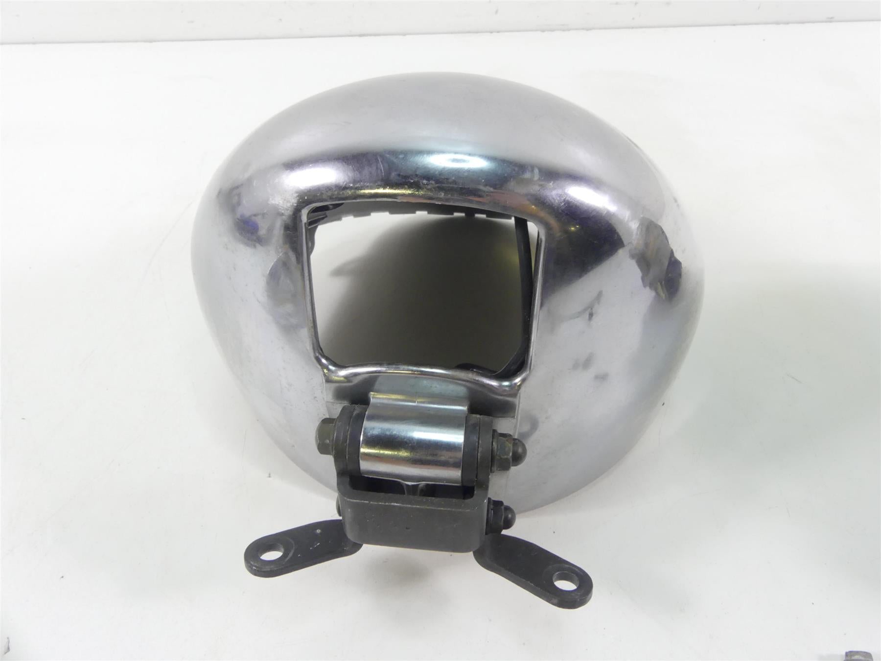 2003 Honda VTX1300 S Headlight Head Light + Chrome Bucket - Read 33120-MEA-671 {{ shop.shopifyCountryName }} - Mototech271