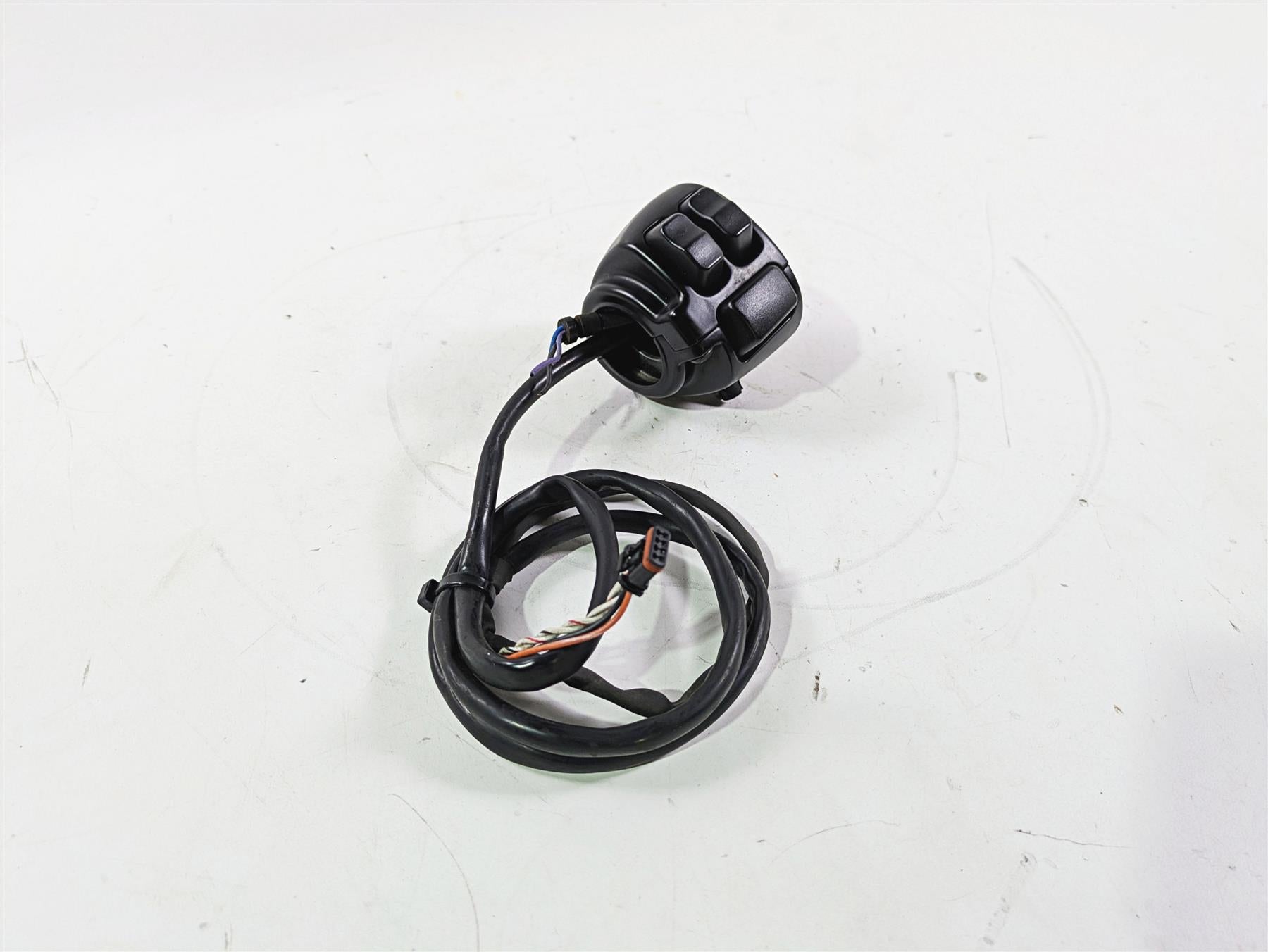 2016 Harley FXDWG Dyna Wide Glide Left Hand Control Switch - Read 71500372A {{ shop.shopifyCountryName }} - Mototech271