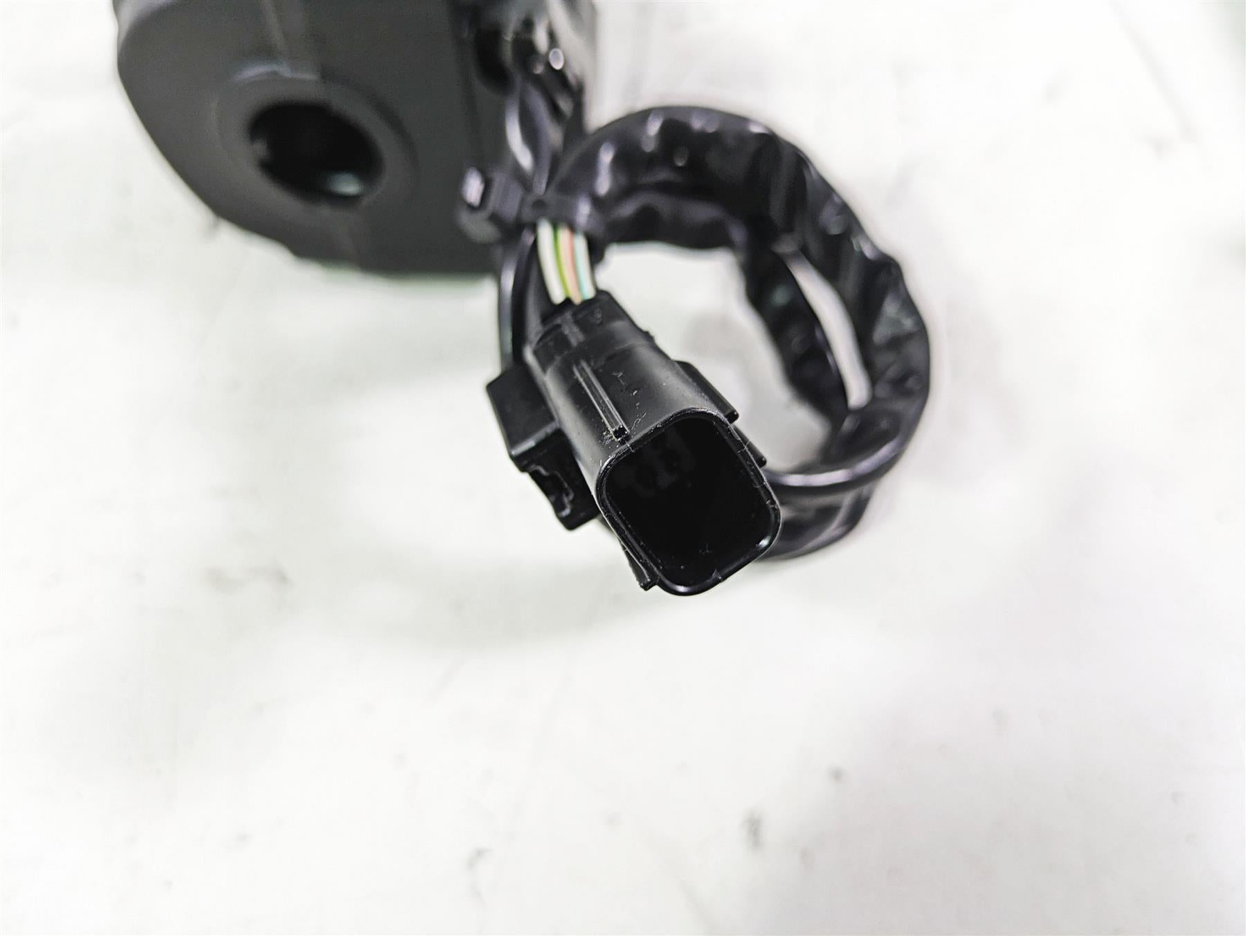 2020 Triumph Street Scrambler 900 Ride Fly By Wire Throttle Control T2044045 {{ shop.shopifyCountryName }} - Mototech271