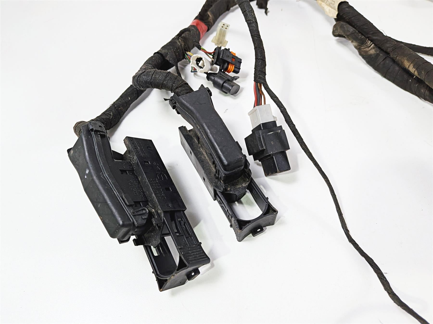 2008 Aprilia RSVR 1000 Factory Main Wiring Harness Loom No Cuts AP8127681 {{ shop.shopifyCountryName }} - Mototech271