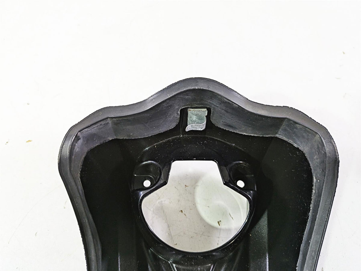 2018 Harley Softail FXFBS Fat Bob Fuel Tank Dash Speedo Cover Panel 70900724 {{ shop.shopifyCountryName }} - Mototech271