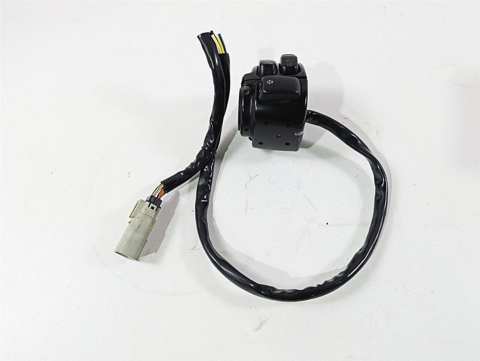 2011 Harley FXDC Dyna Super Glide Left Hand Control Switch - Read 71682-06A {{ shop.shopifyCountryName }} - Mototech271