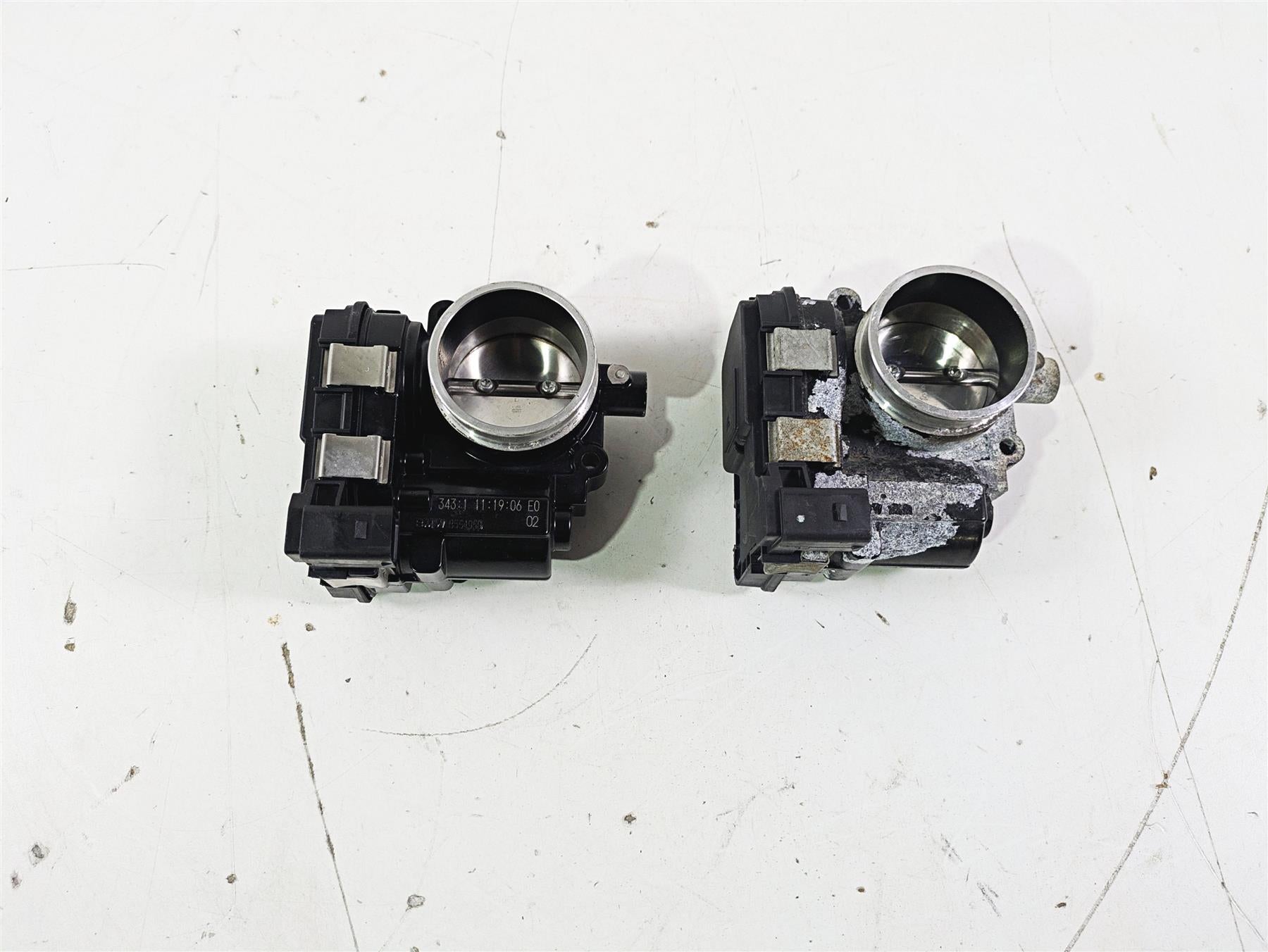 2015 BMW R1200GS Adv K51 Throttle Body Bodies Set 13548564959 {{ shop.shopifyCountryName }} - Mototech271