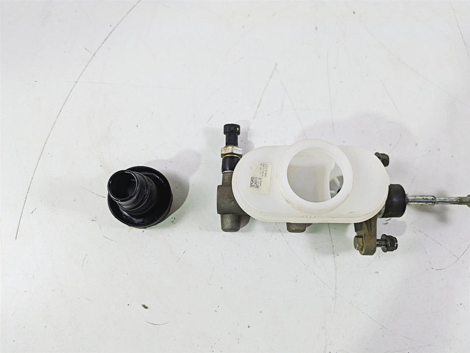 2022 Polaris Ranger 1000 Premium Main Brake Master Cylinder 3/4" 1912822 {{ shop.shopifyCountryName }} - Mototech271