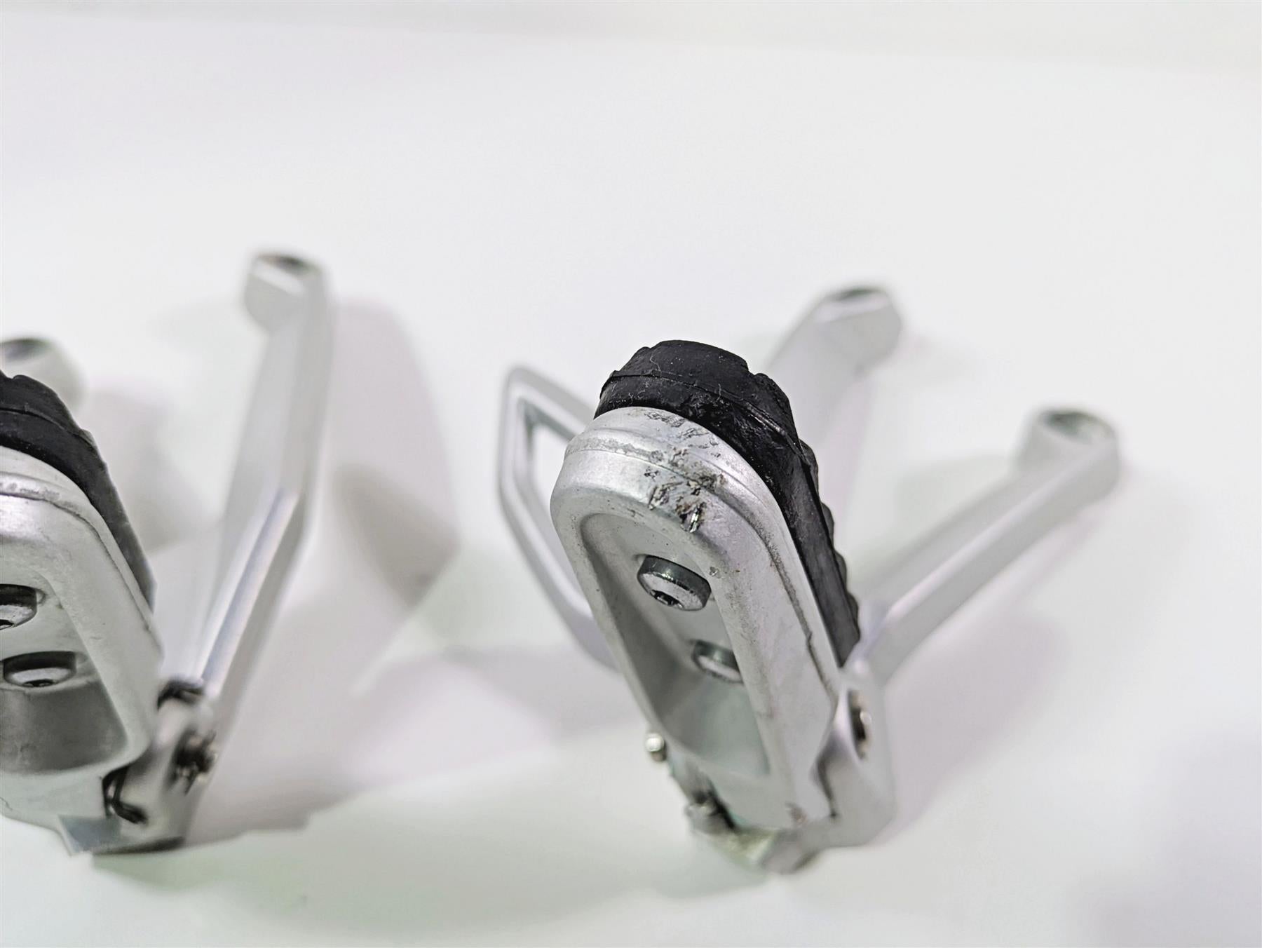 2024 Triumph Tiger 900 GT Rear Passenger Footpeg Rest Set T2082284 T2082359 {{ shop.shopifyCountryName }} - Mototech271