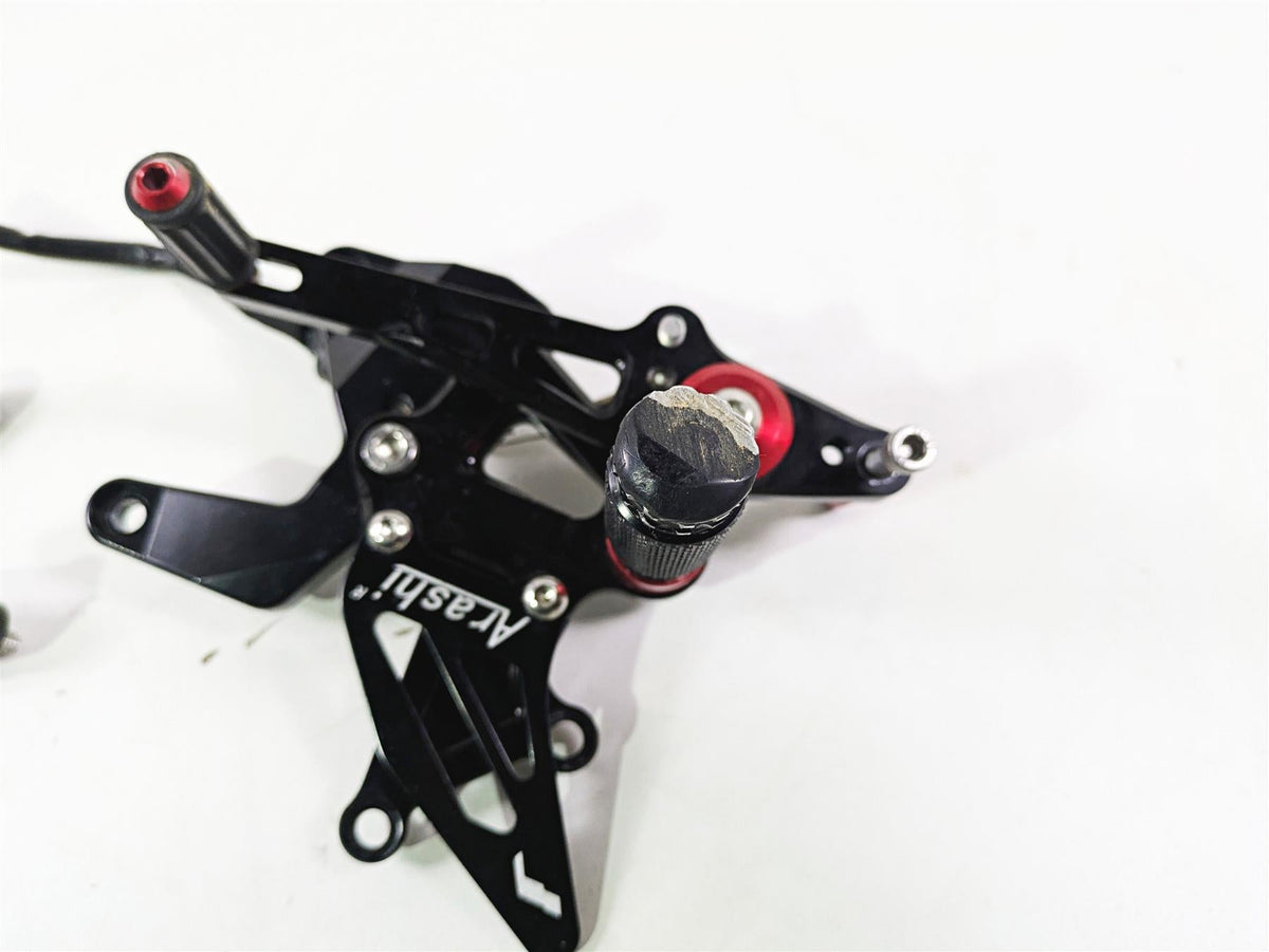 2021 Kawasaki Z900 ZR900 Arashi Rearset Foot Peg Lever Set M528-B074-BLK {{ shop.shopifyCountryName }} - Mototech271
