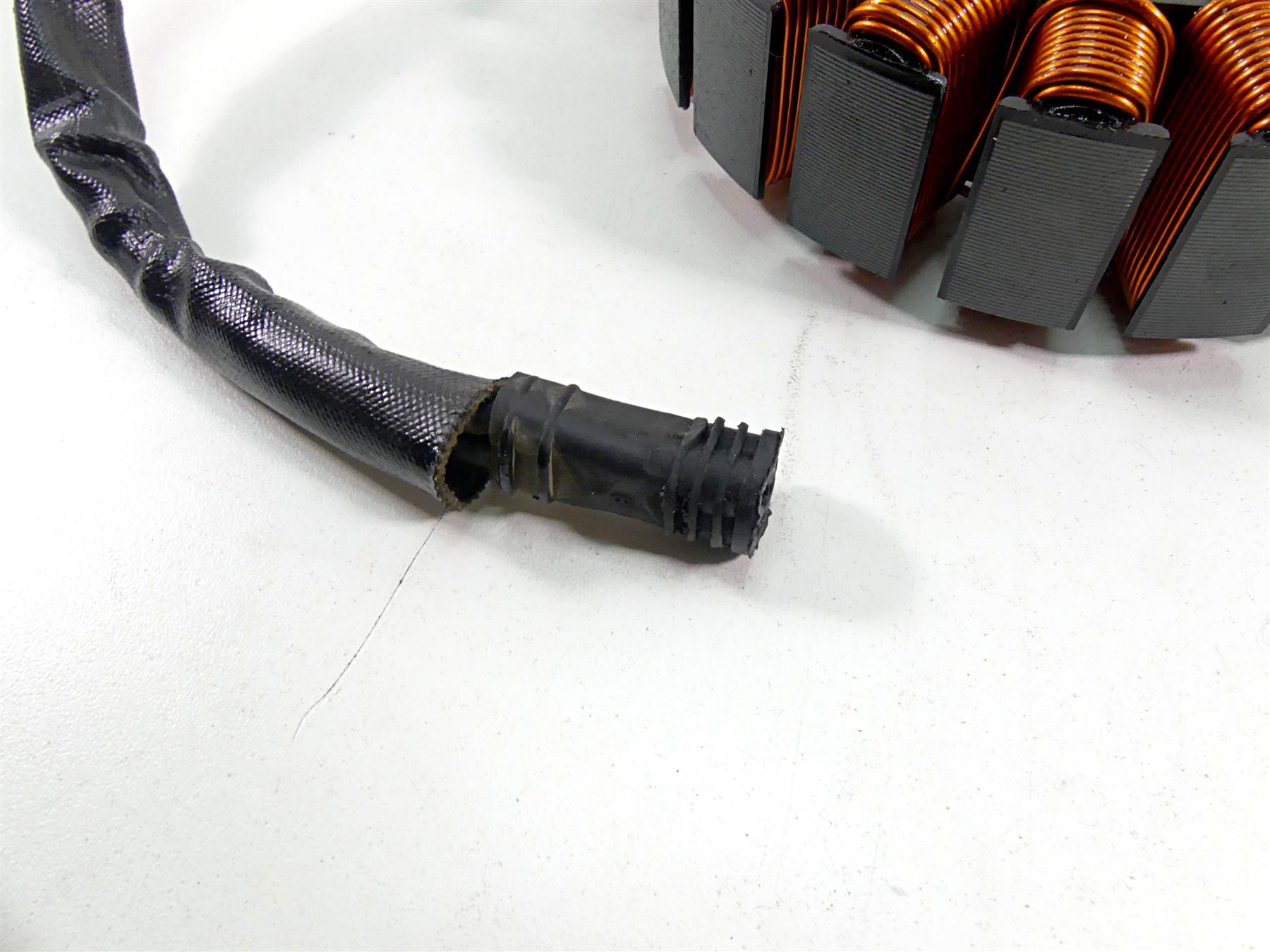 2020 Harley Softail FXST Standard Stator Alternator Generator 29900042A {{ shop.shopifyCountryName }} - Mototech271
