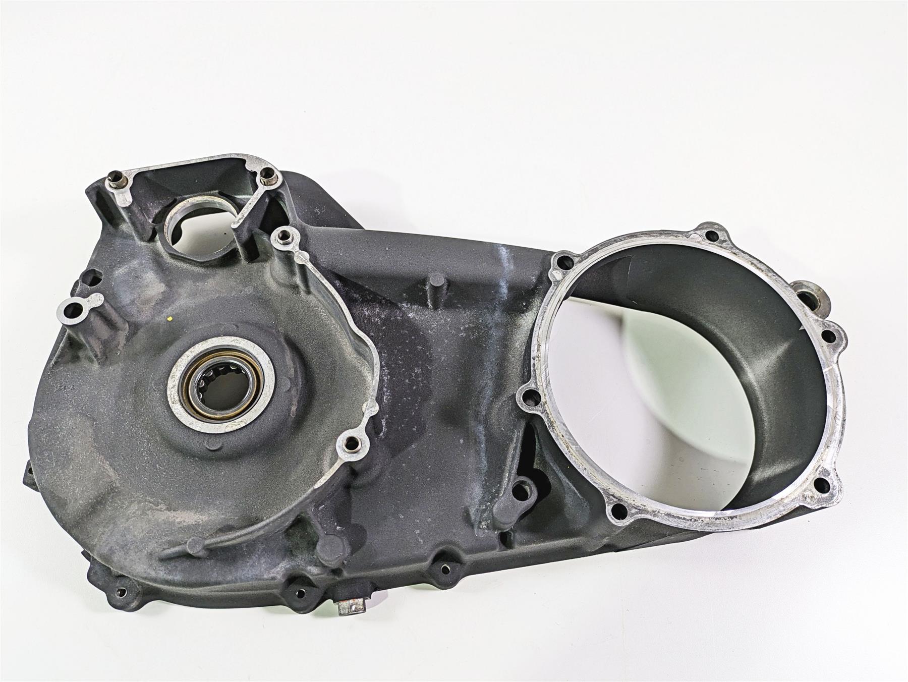 2010 Harley Touring FLHTK Electra Glide Inner Primary Clutch Cover 60677-07A | Mototech271