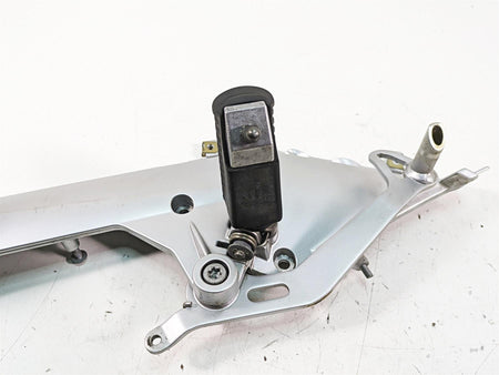 2007 BMW R1200RT K26 Right Footpeg Set& Brake Pedal 46717675290 {{ shop.shopifyCountryName }} - Mototech271