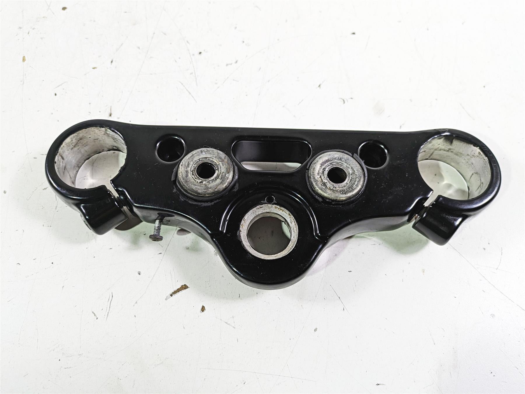 2013 Harley FXDWG Dyna Wide Glide Upper Triple Tree Steering Clamp 49mm 46700-08 {{ shop.shopifyCountryName }} - Mototech271