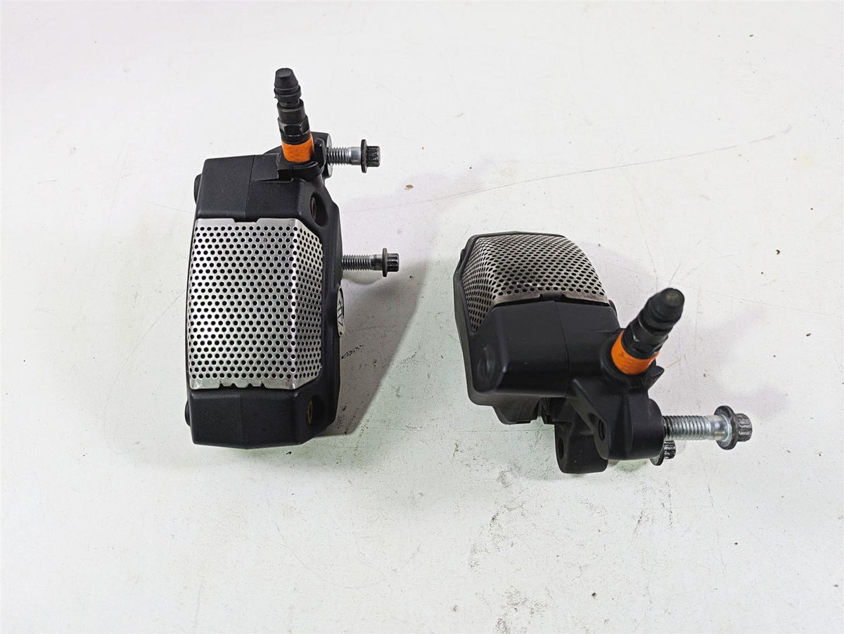 2015 Harley Touring FLHTKL Electra Glide Front Brake Caliper Set 43027-08 {{ shop.shopifyCountryName }} - Mototech271
