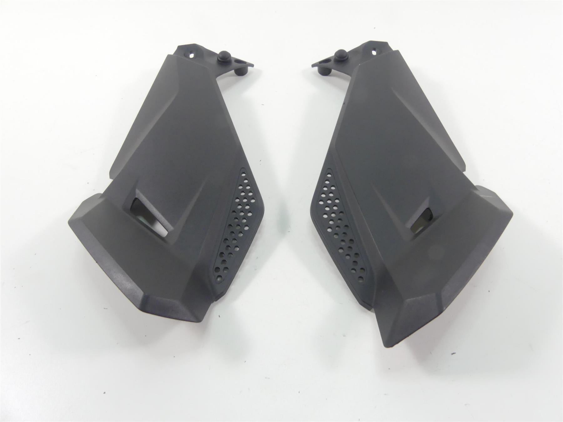 2019 BMW R1250GS K50 Under Tank Molded Leg Fairing Set 46638556637 46638556638 {{ shop.shopifyCountryName }} - Mototech271