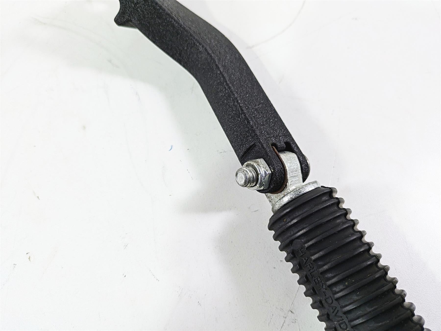 2014 Harley FXDL Dyna Low Rider Passenger Footpeg Foot Peg Set 49224-06 49230-06 {{ shop.shopifyCountryName }} - Mototech271