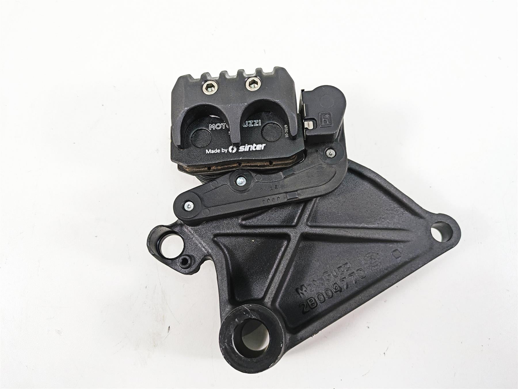 2020 Moto Guzzi V85 TT Adventure Nice Rear Brake Caliper & Bracket 2B000525 {{ shop.shopifyCountryName }} - Mototech271