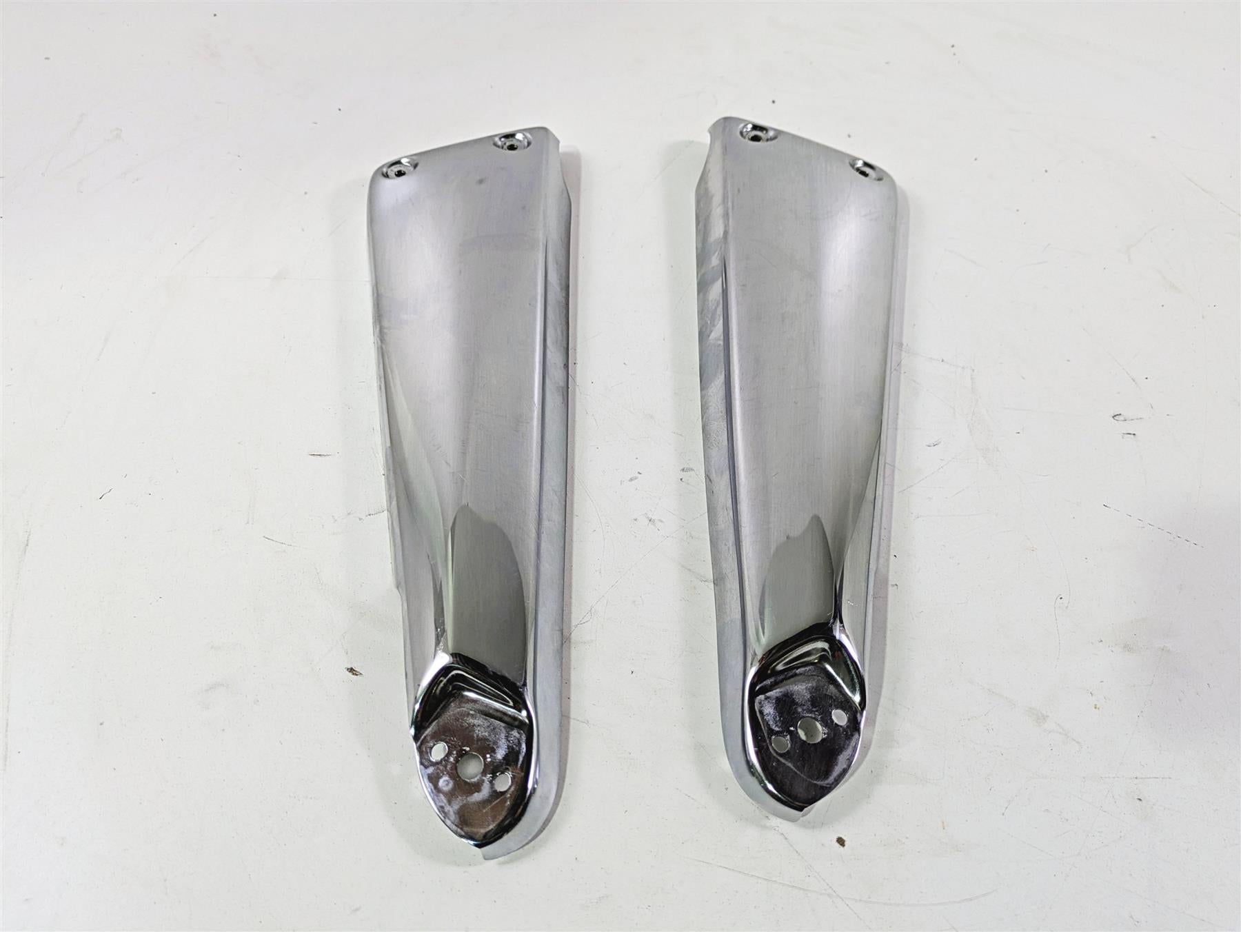 2006 Triumph Rocket 3 Rear Chrome Side Guards Covers Struts T2081425 T2081430 {{ shop.shopifyCountryName }} - Mototech271