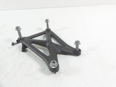 2013 Yamaha VMX17 V-Max 1700 Engine Motor Stay Bracket Mount Set 2S3-21315-00-00 {{ shop.shopifyCountryName }} - Mototech271
