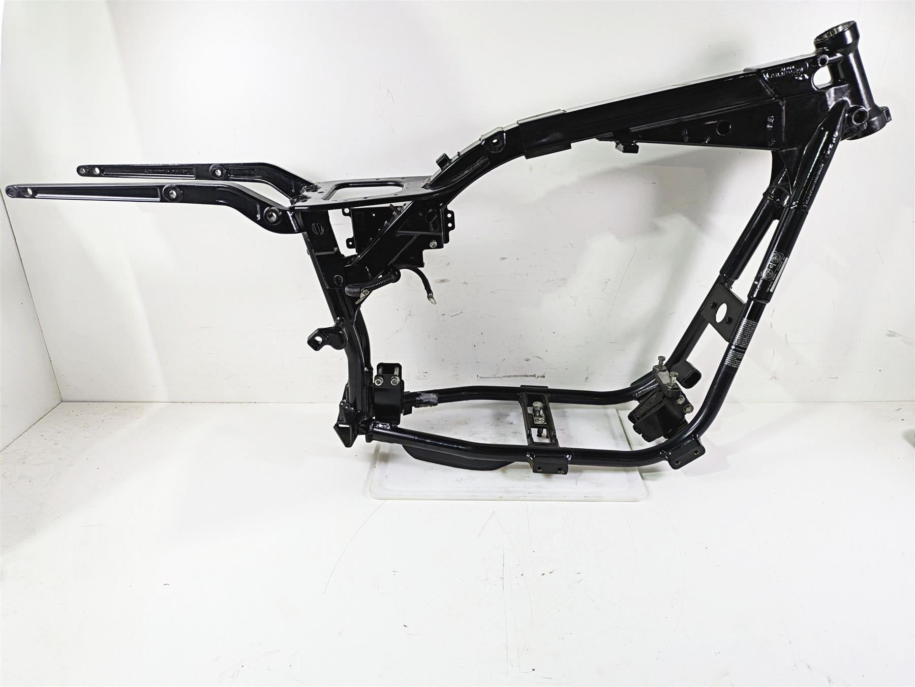 2002 Harley Dyna FXDL Low Rider Straight Main Frame Chassis 32 dgr 47427-02 {{ shop.shopifyCountryName }} - Mototech271