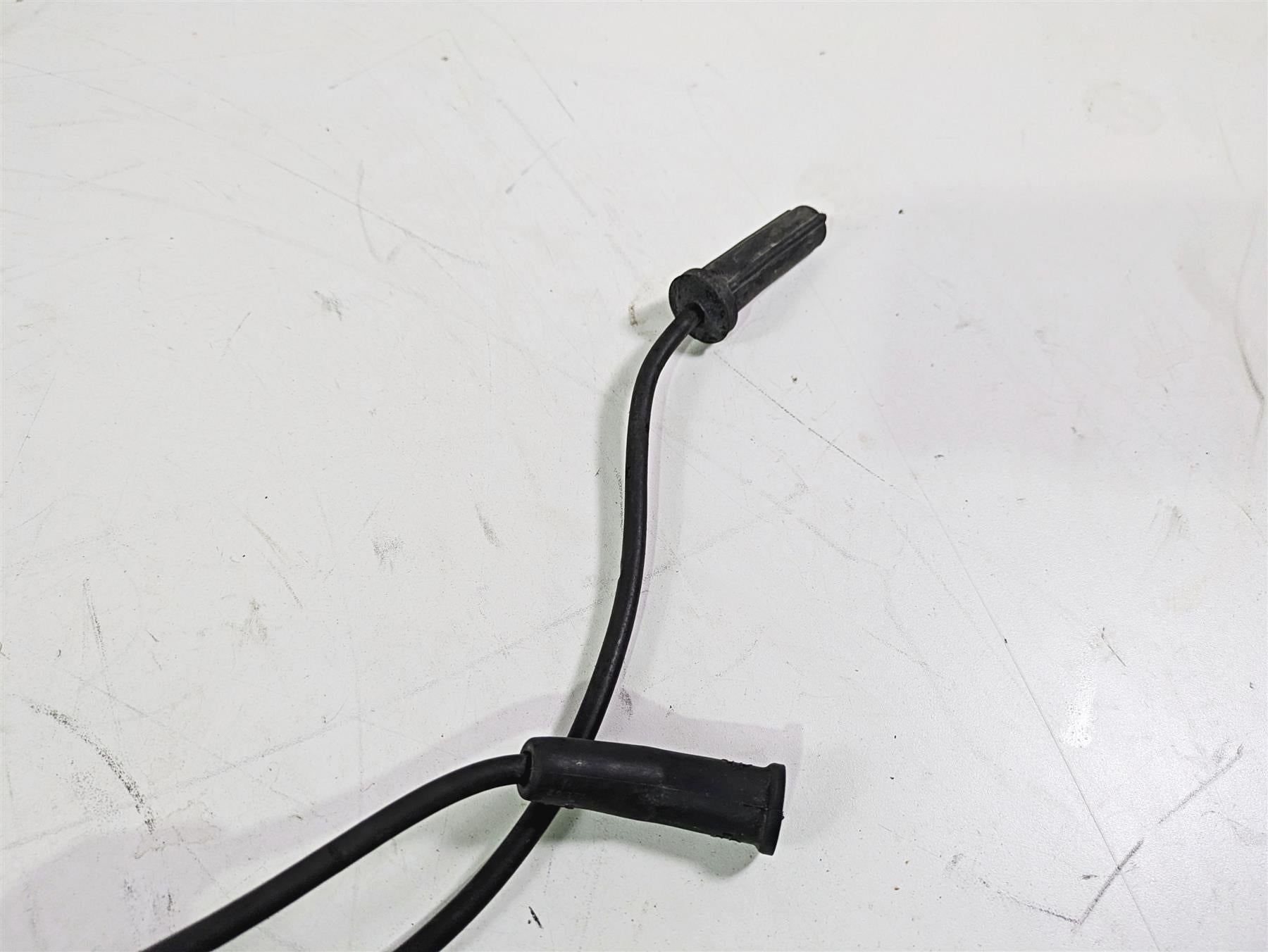 2018 Harley FXBR Softail Breakout Ignition Coil Wires Plugs Set 31600067 {{ shop.shopifyCountryName }} - Mototech271