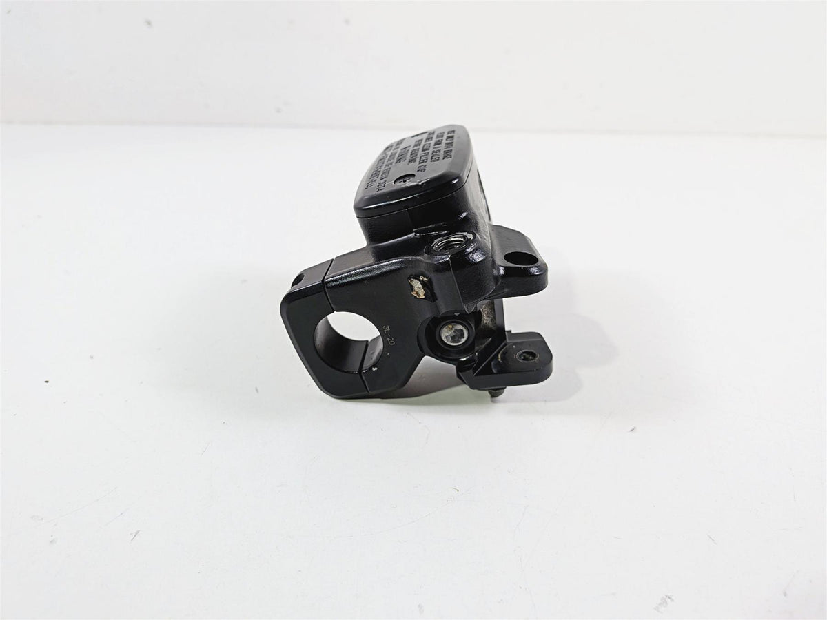 2014 Suzuki M109R VZR1800 Boulevard Front Brake Master Cylinder 59600-10FD0 {{ shop.shopifyCountryName }} - Mototech271