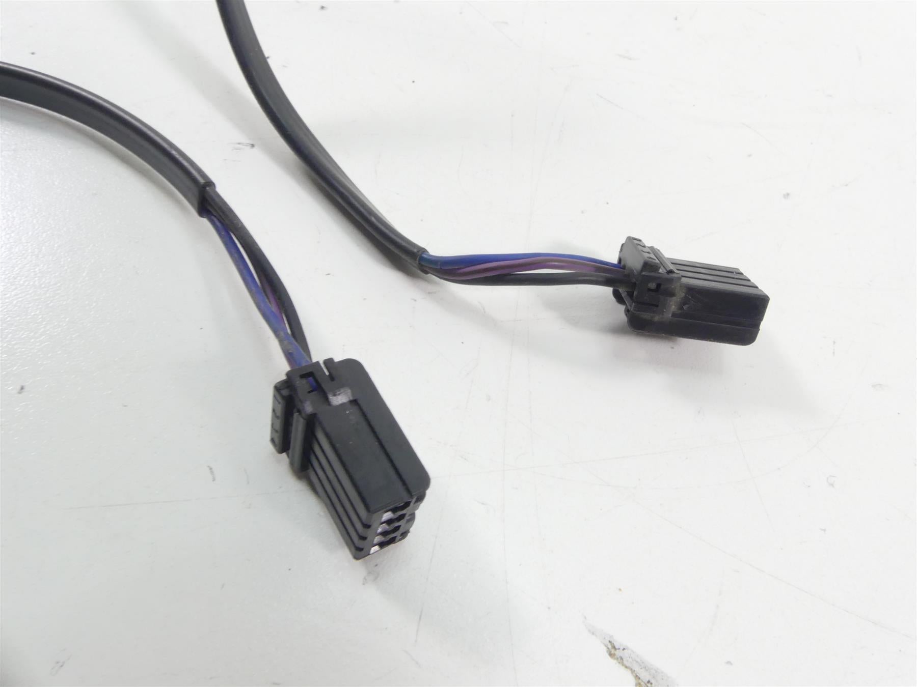 2012 Harley Touring FLHX Street Glide Front Blinker & Mount Set 69278-06 {{ shop.shopifyCountryName }} - Mototech271