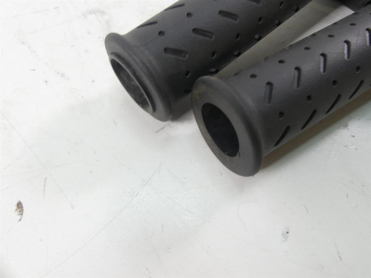 2017 Triumph Thruxton 1200 R Fly Ride By Wire Throttle Grip Handle Set T2044045 {{ shop.shopifyCountryName }} - Mototech271