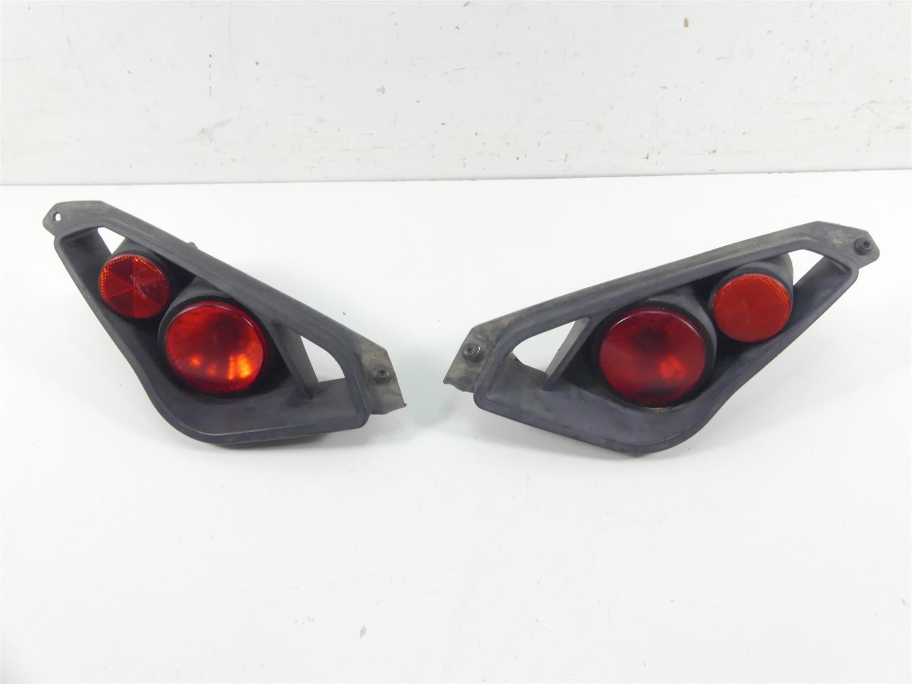 2014 Can Am Renegade 1000 STD Taillight Tail Light Lamp Set 710001645 {{ shop.shopifyCountryName }} - Mototech271